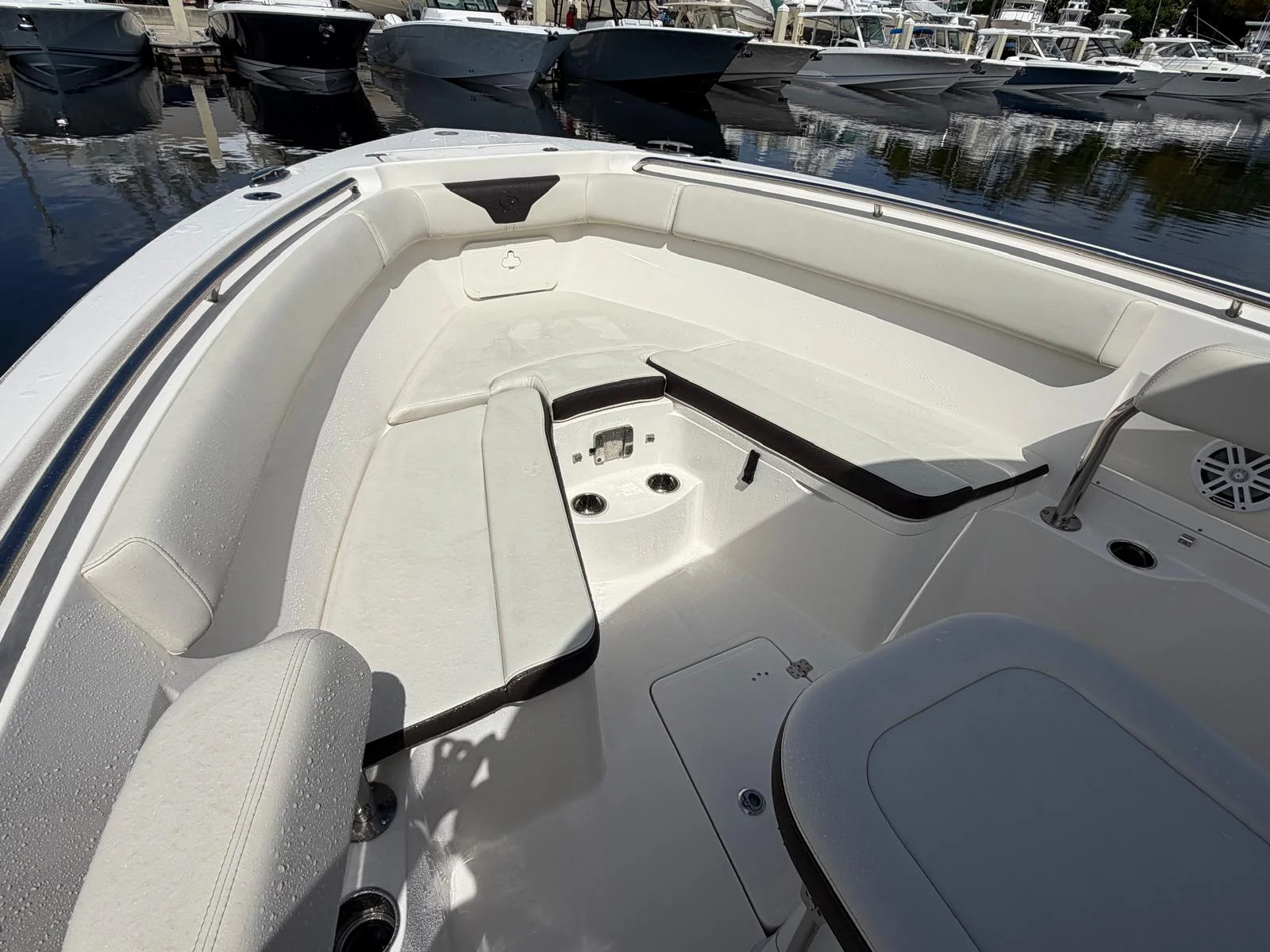 2023 Sailfish 290 CC Image Thumbnail #14