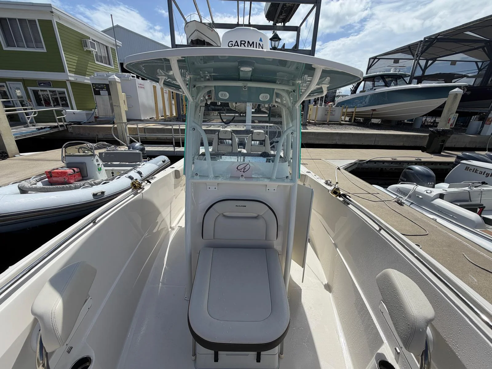 2023 Sailfish 290 CC Image Thumbnail #15