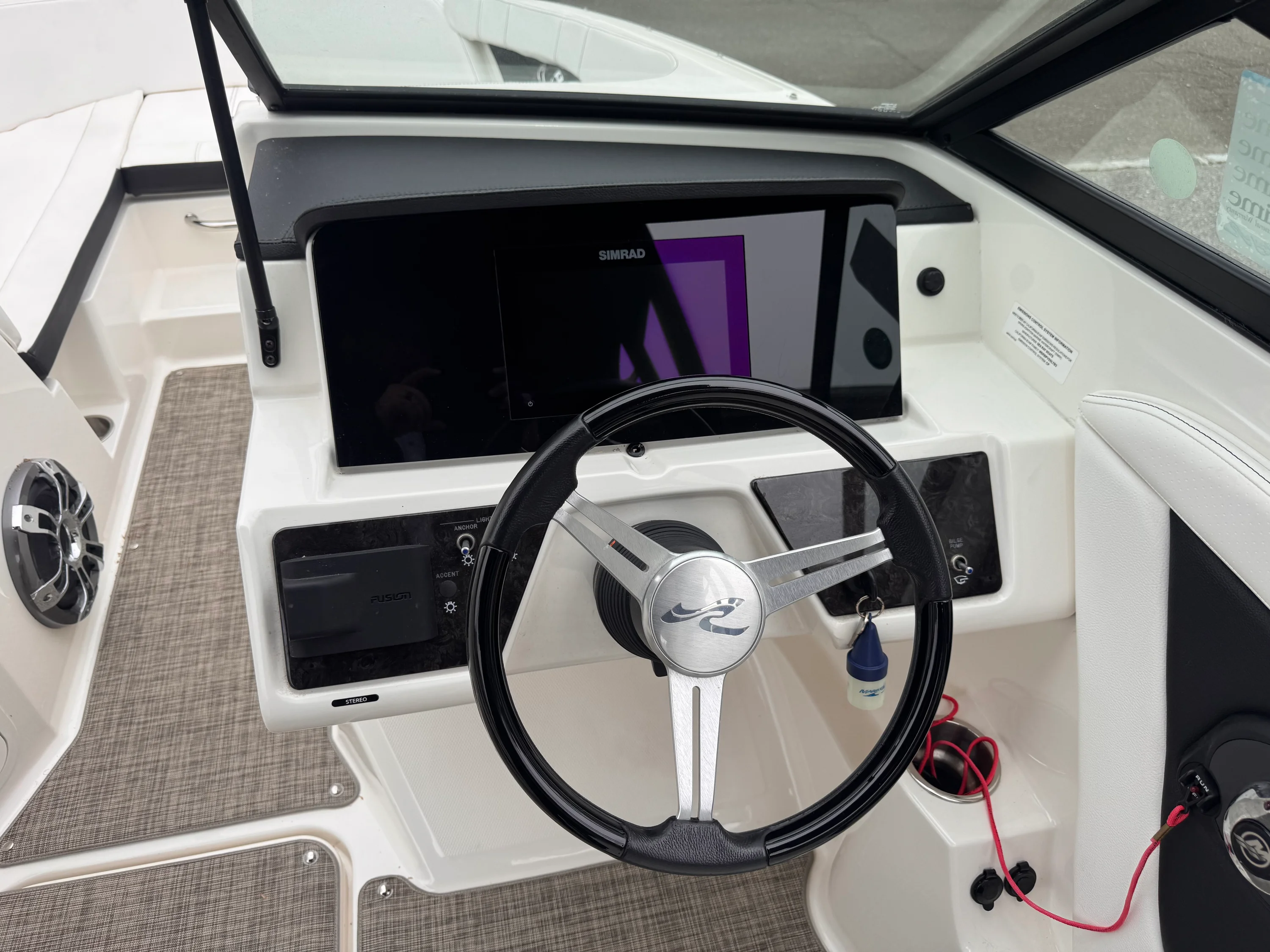 2021 Sea Ray 190 SPX OB Image Thumbnail #17