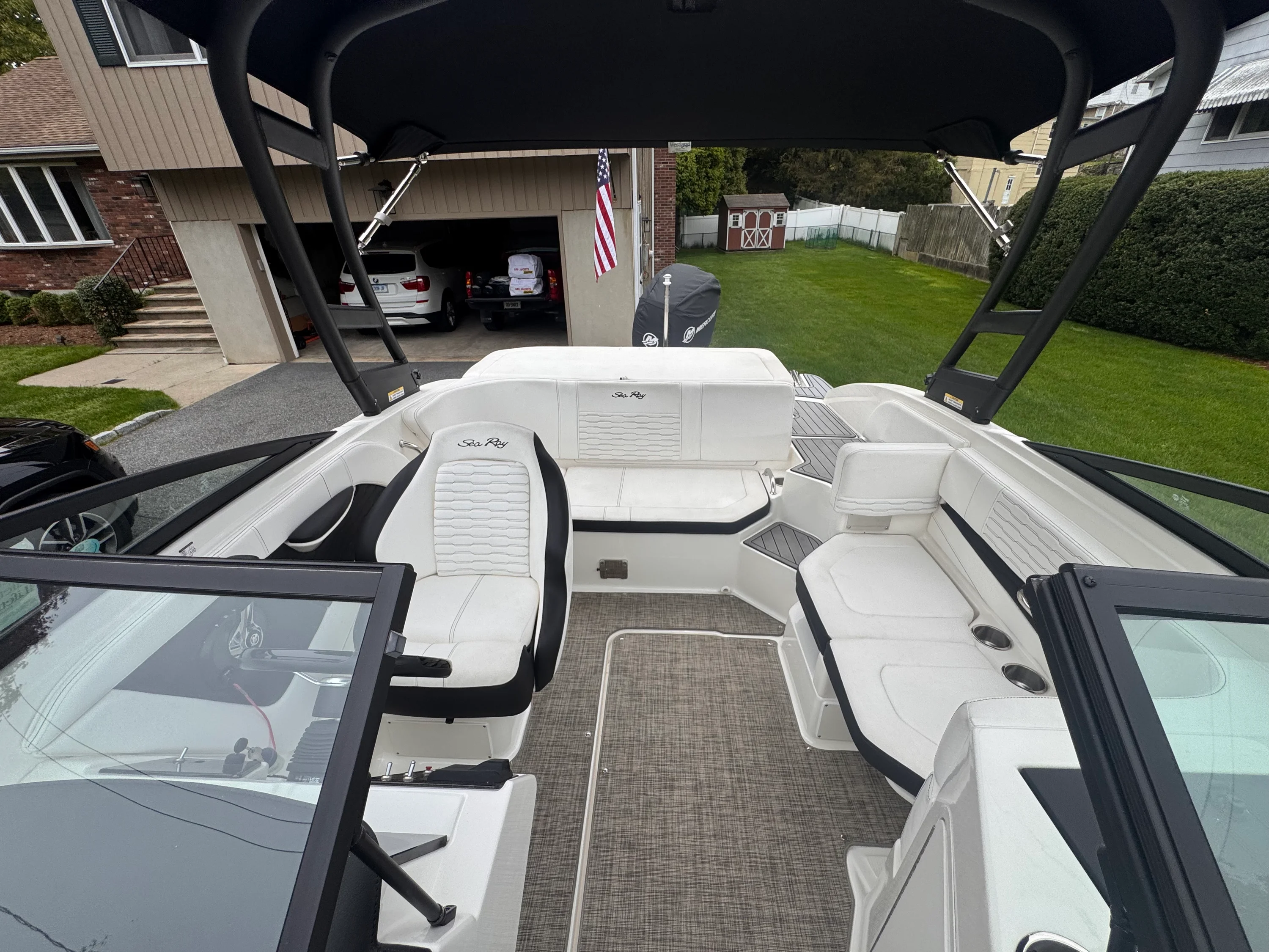 2021 Sea Ray 190 SPX OB Image Thumbnail #10