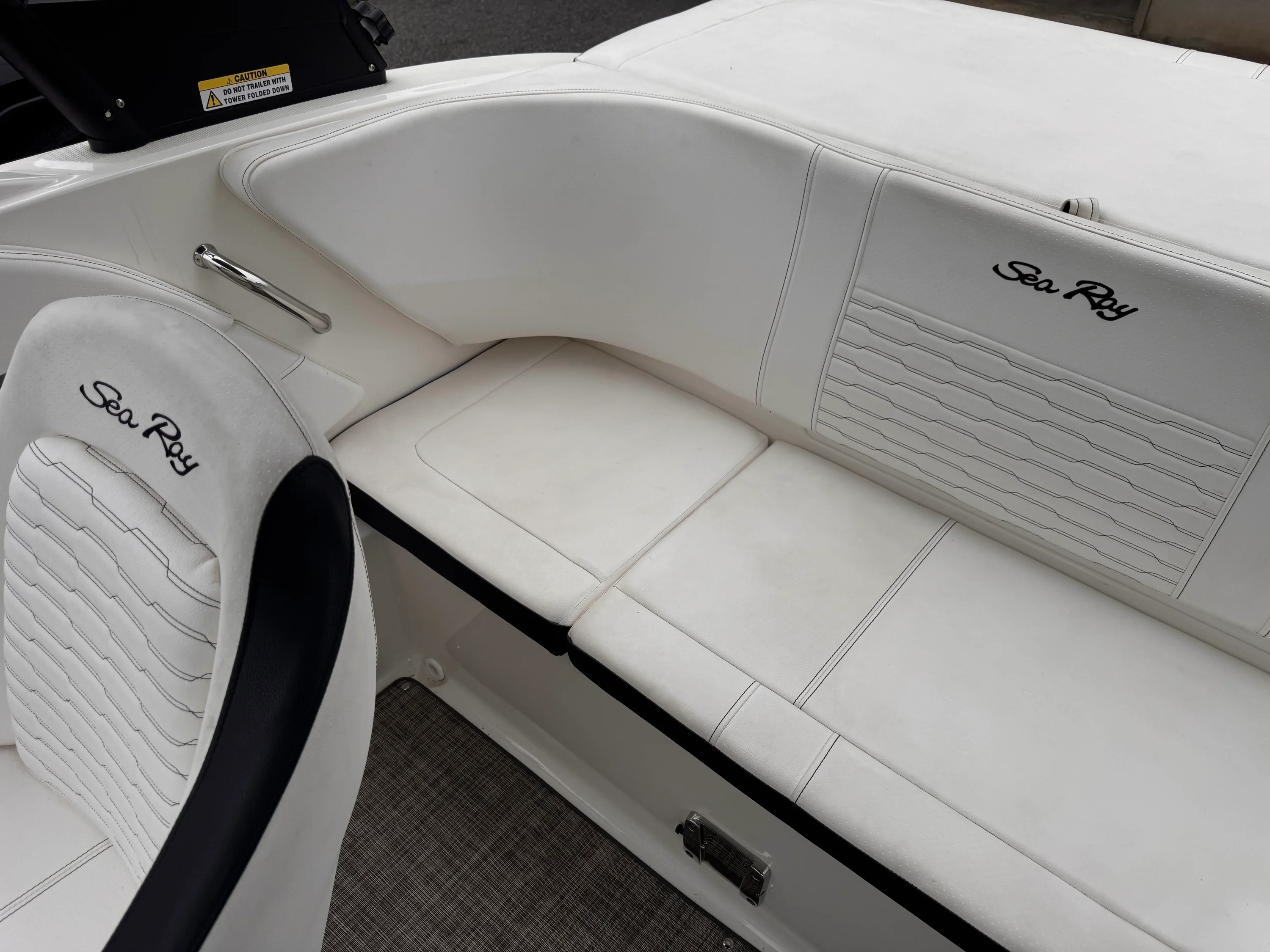 2021 Sea Ray 190 SPX OB Image Thumbnail #12