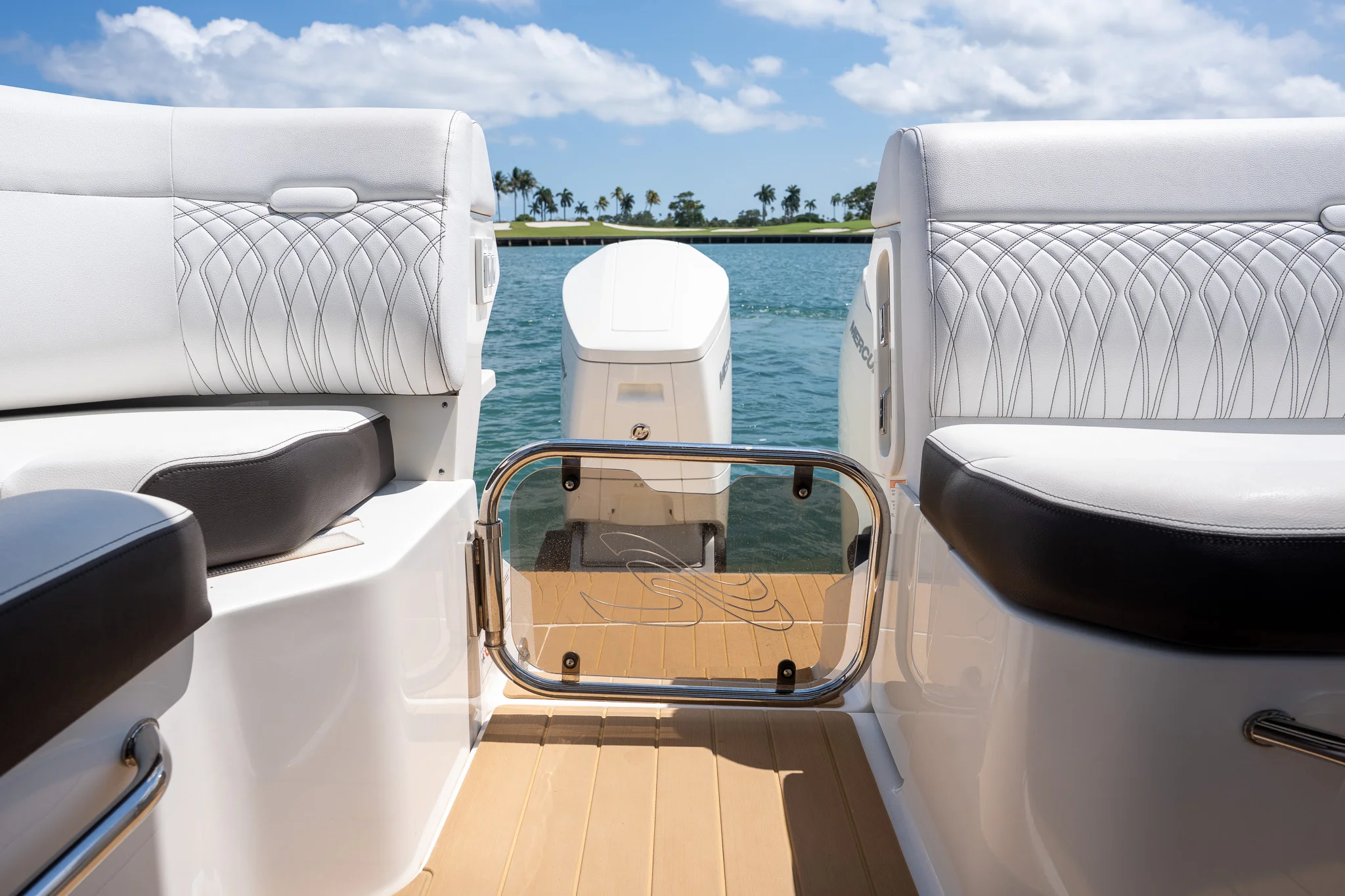 2022 Sea Ray 370 SUNDANCER OB Image Thumbnail #19