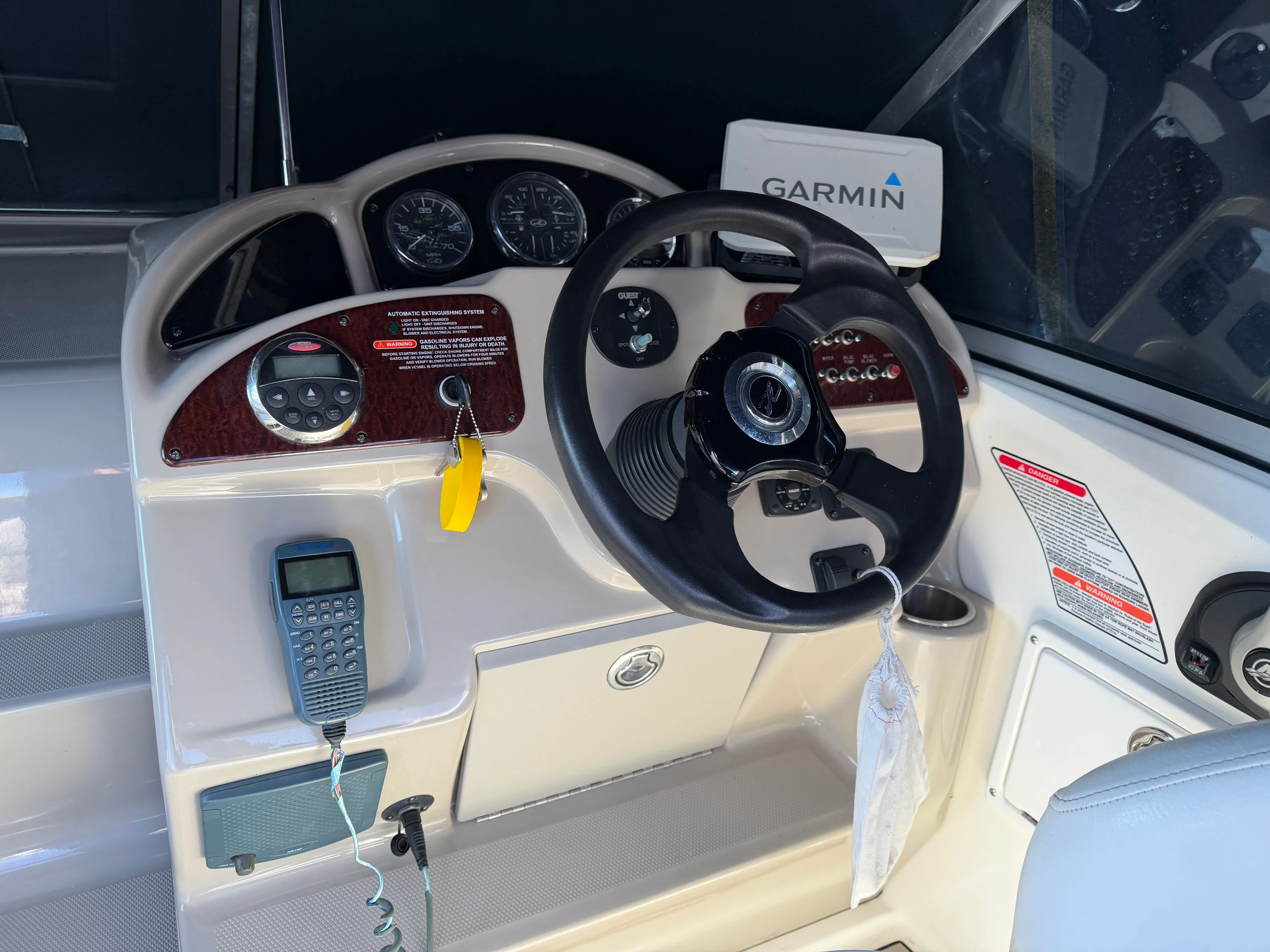 2006 Sea Ray 260 SUNDANCER Image Thumbnail #10