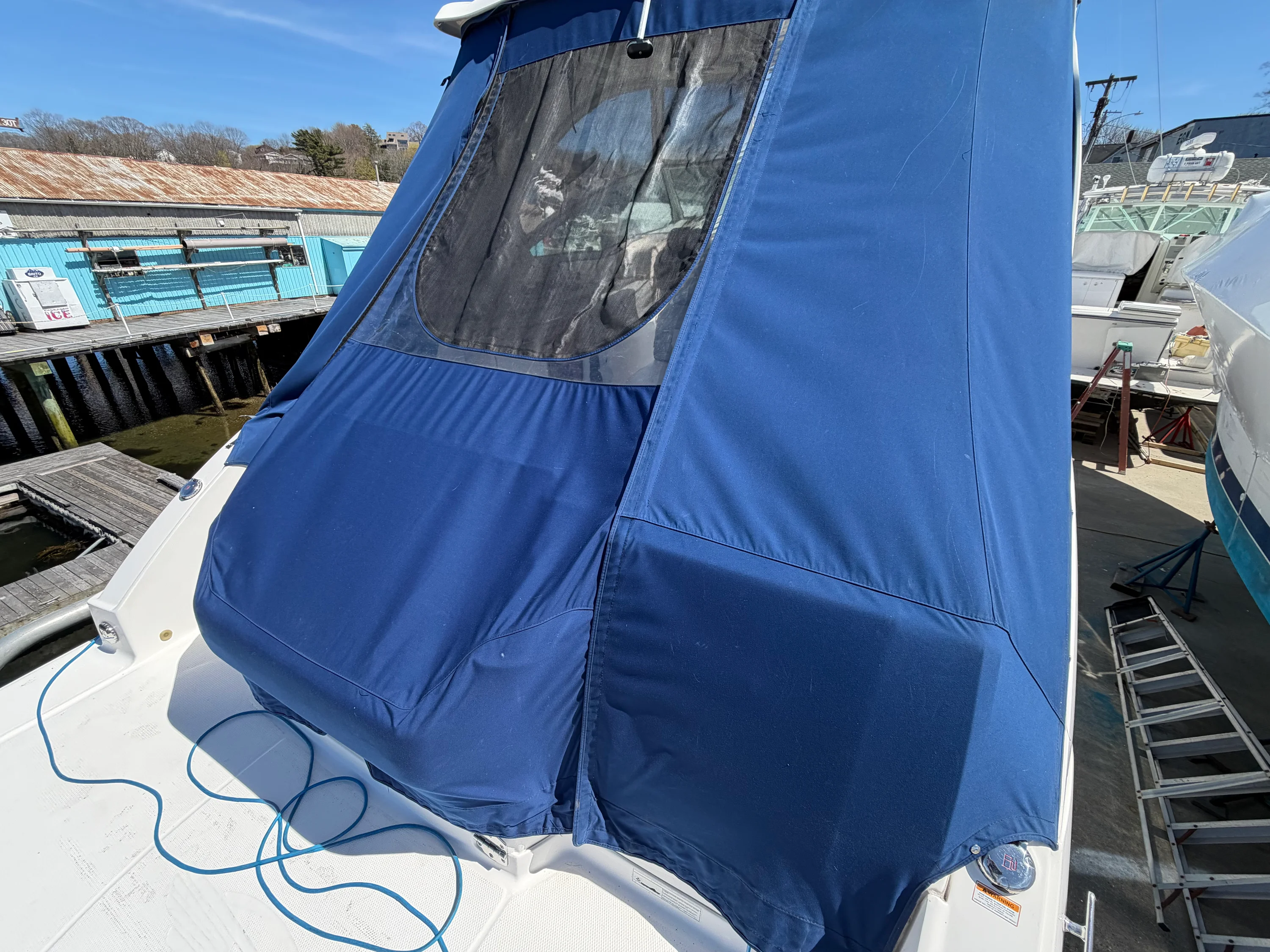 2014 Chaparral 330 SIGNATURE Image Thumbnail #7