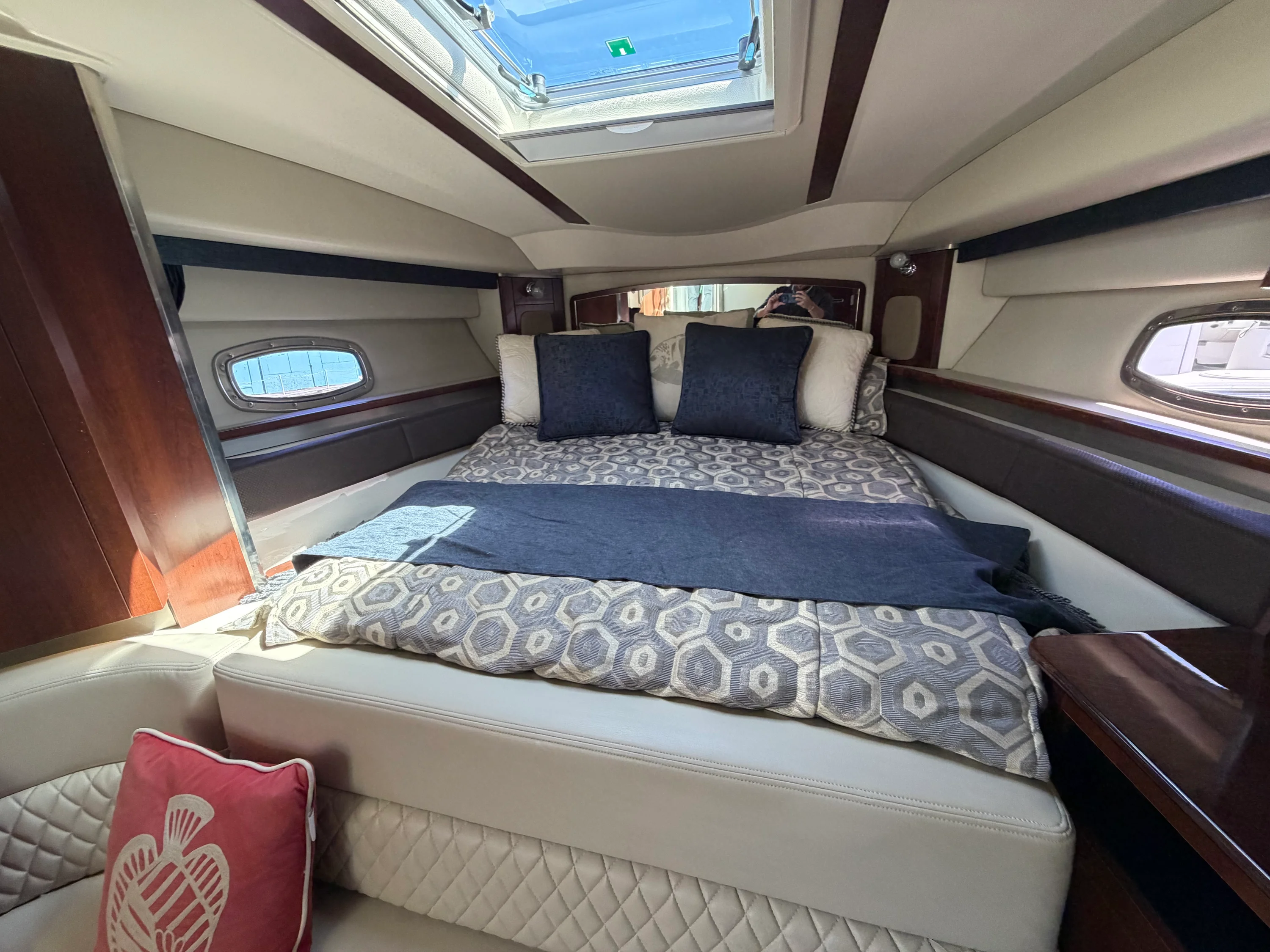 2014 Chaparral 330 SIGNATURE Image Thumbnail #15