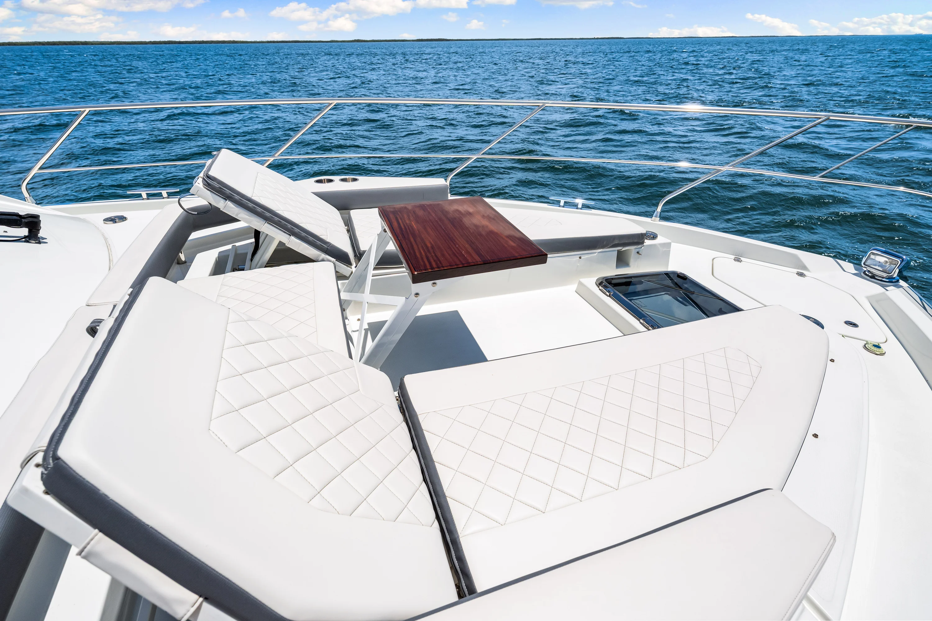 2020 Cruisers Yachts 50 CANTIUS Image Thumbnail #20