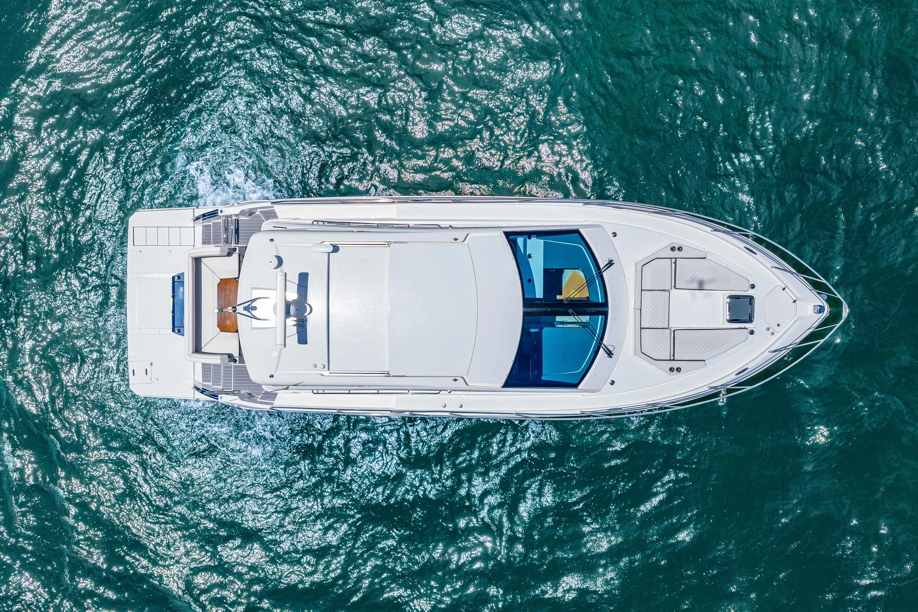 2020 Cruisers Yachts 50 CANTIUS Image Thumbnail #9