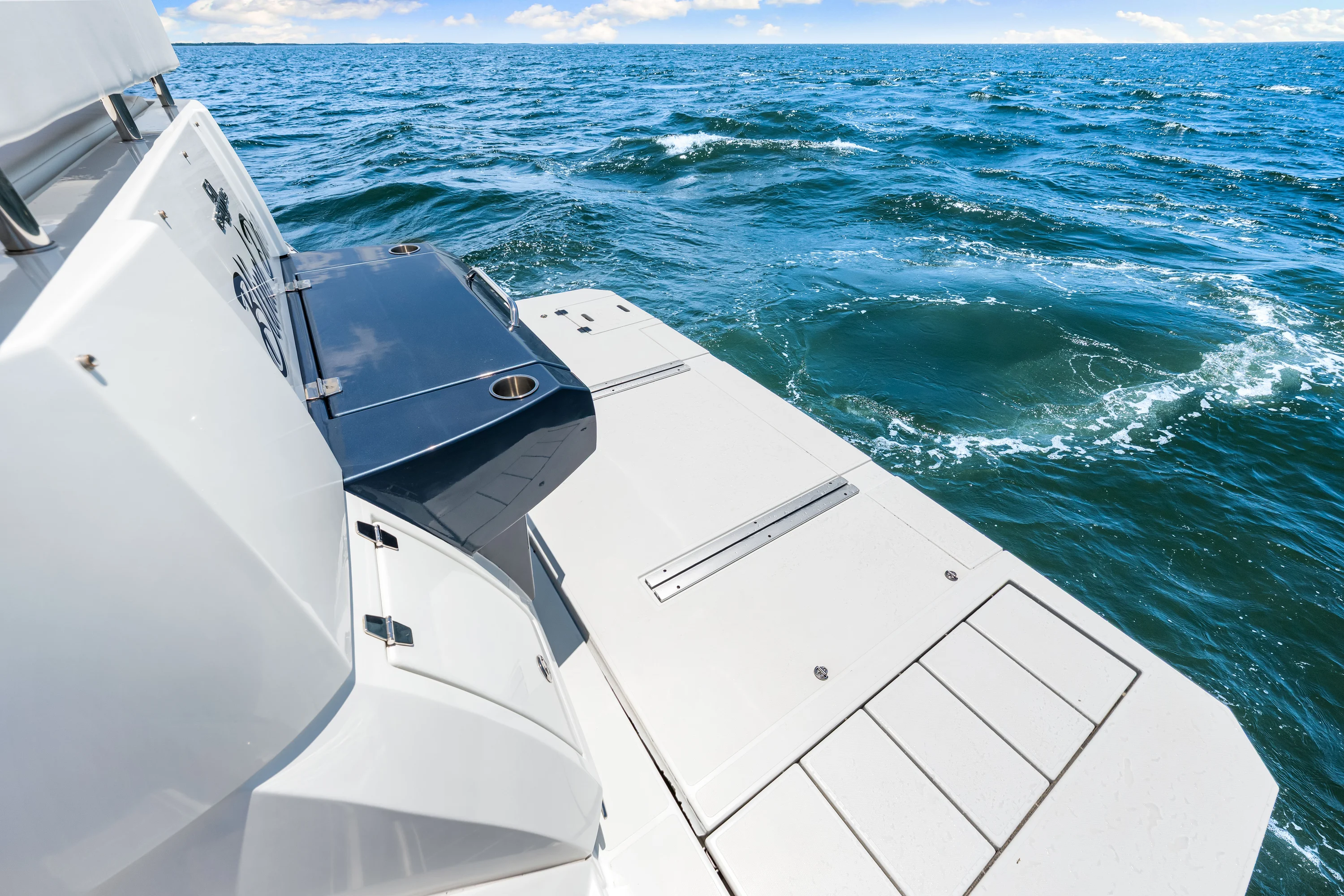 2020 Cruisers Yachts 50 CANTIUS Image Thumbnail #37