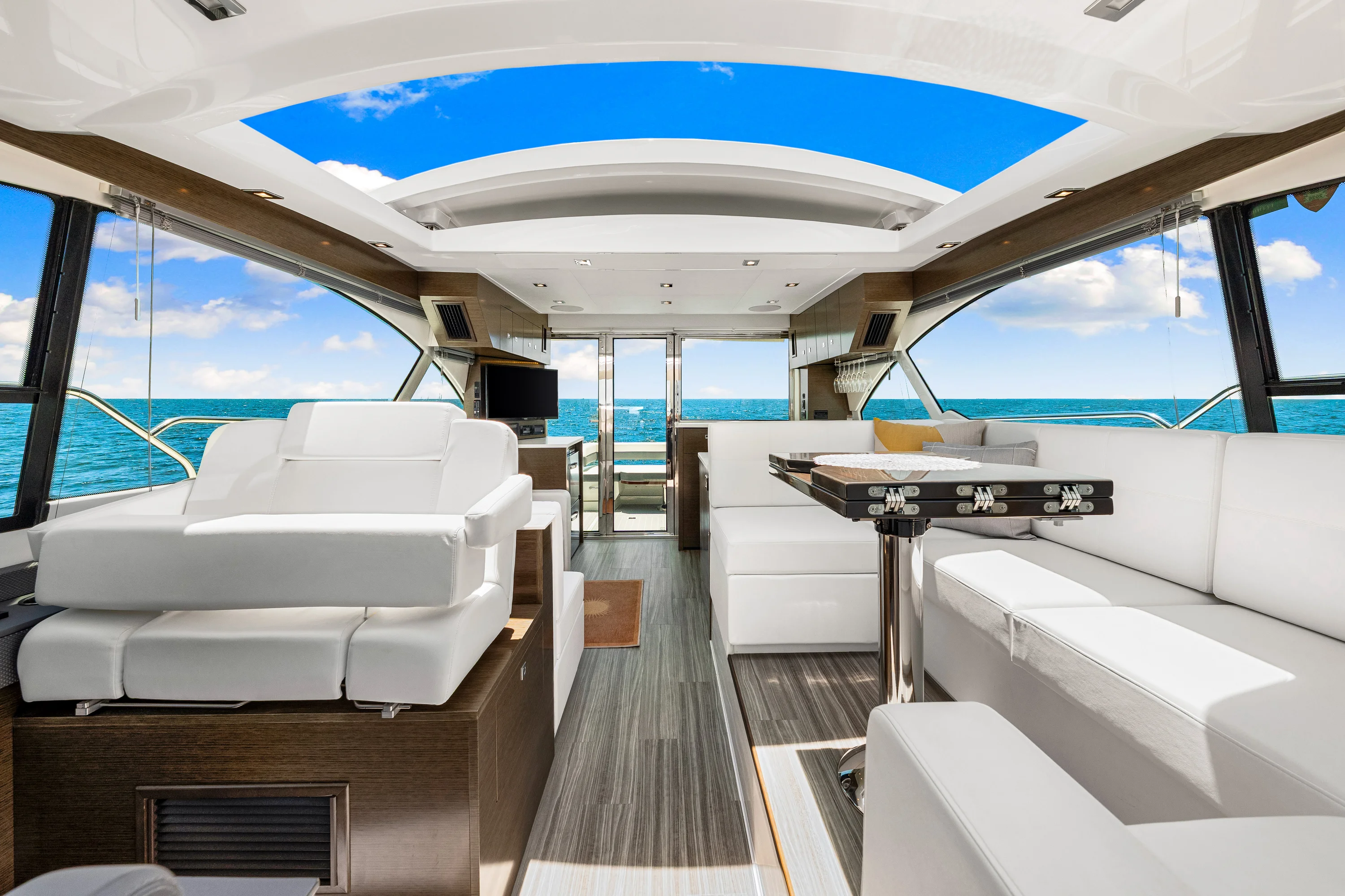 2020 Cruisers Yachts 50 CANTIUS Image Thumbnail #59