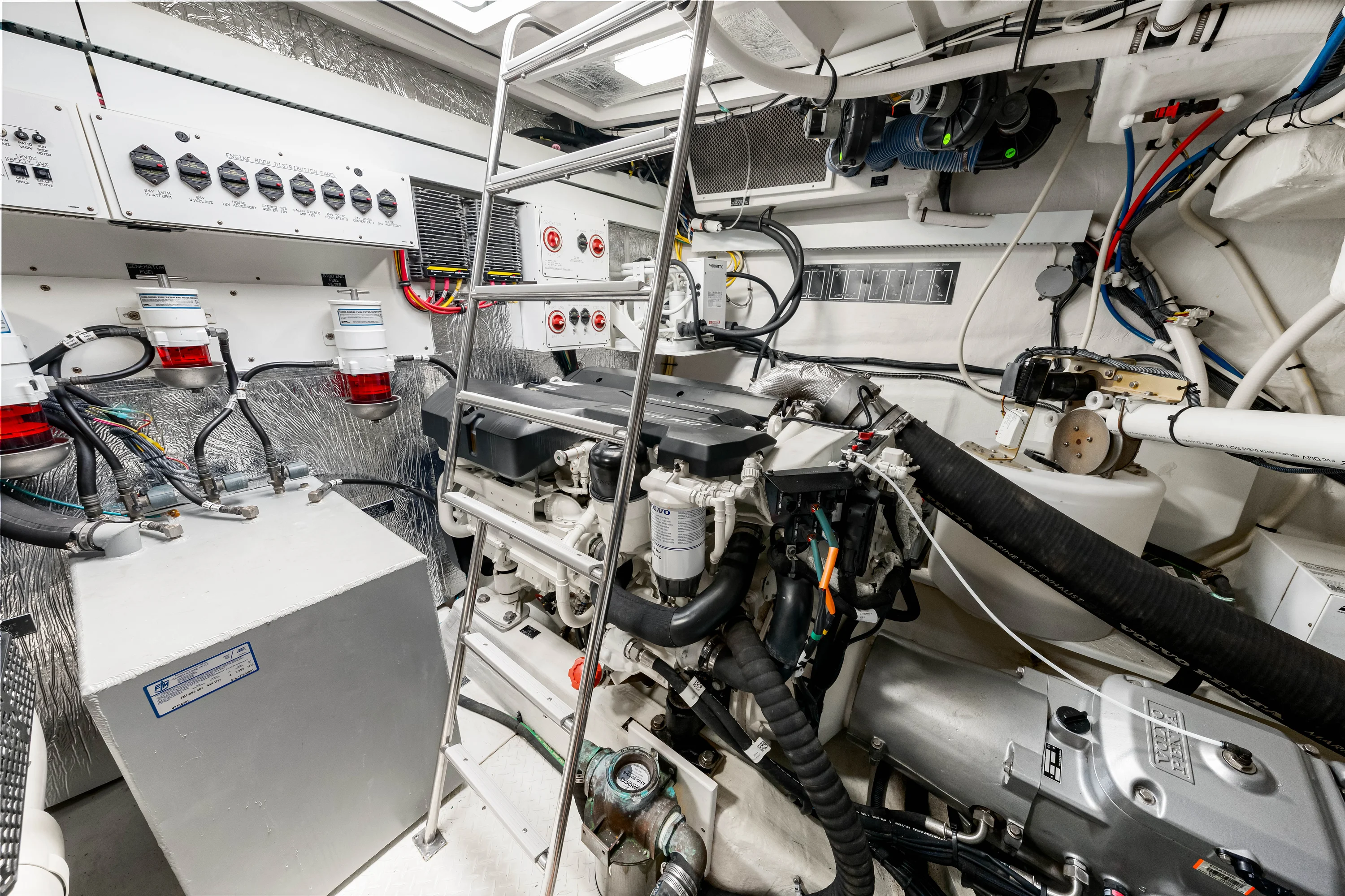 2020 Cruisers Yachts 50 CANTIUS Image Thumbnail #77