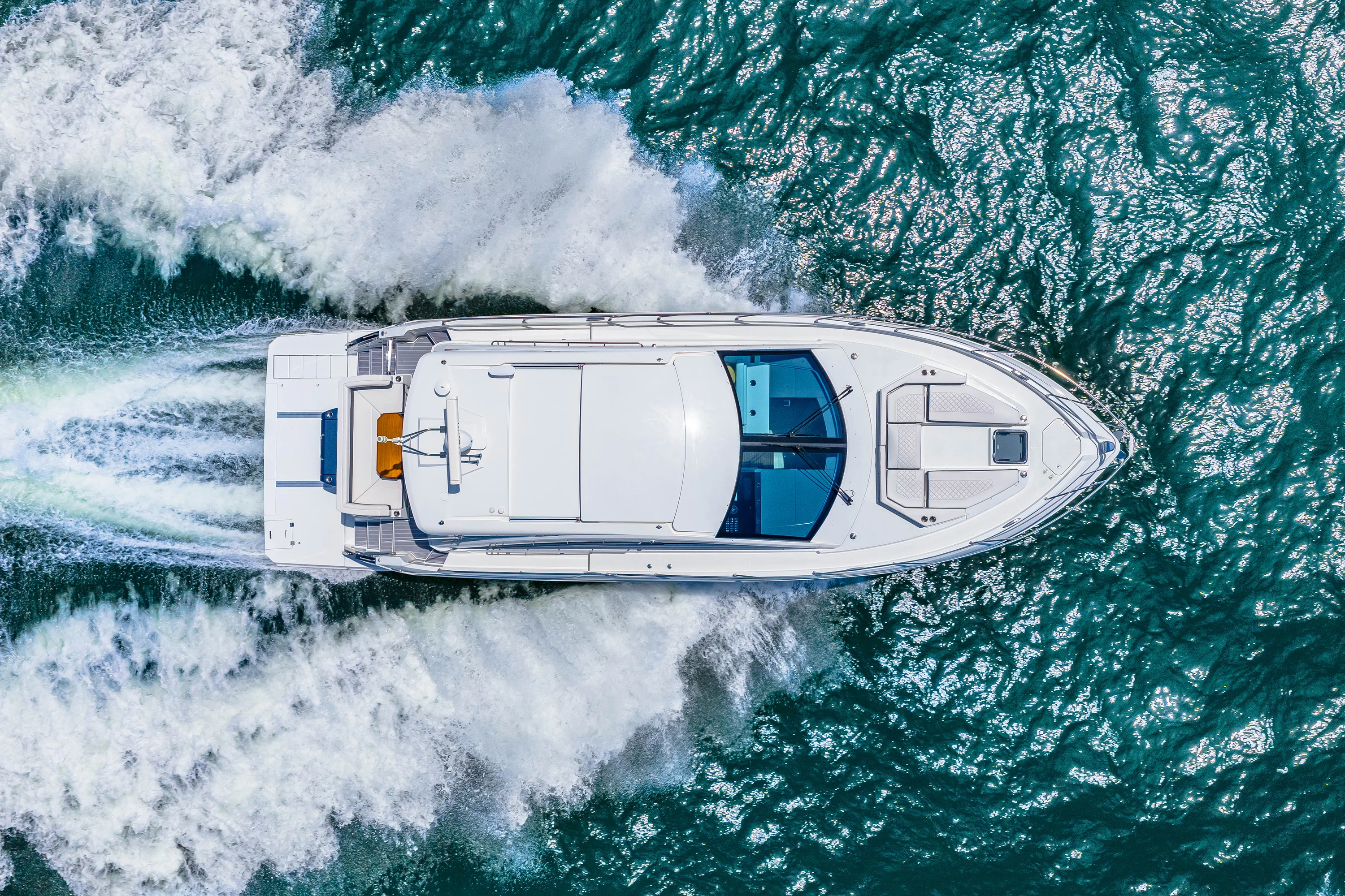 2020 Cruisers Yachts 50 CANTIUS Image Thumbnail #45