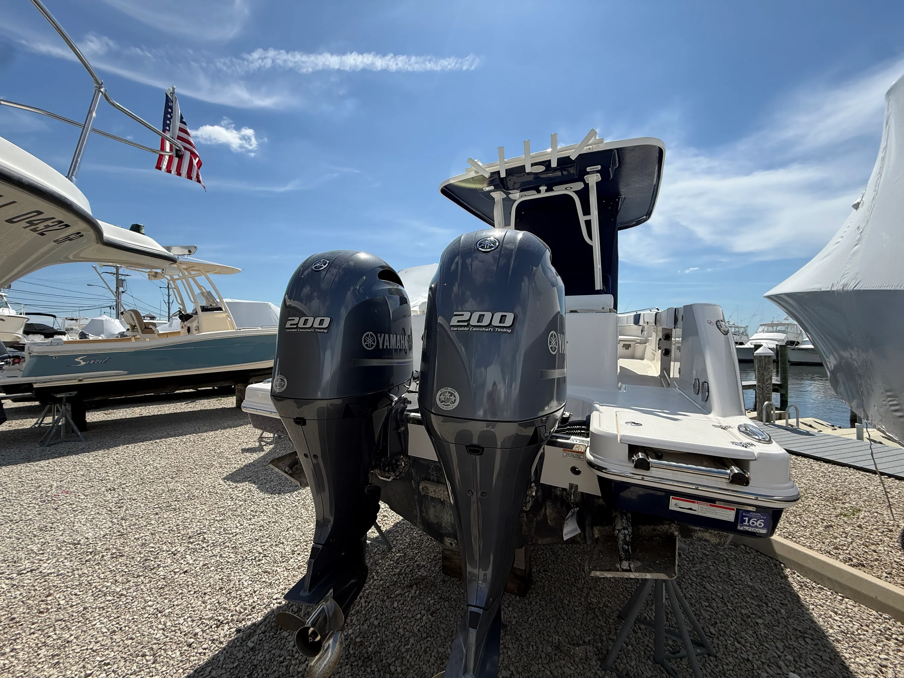 2021 Robalo R272 Image Thumbnail #3