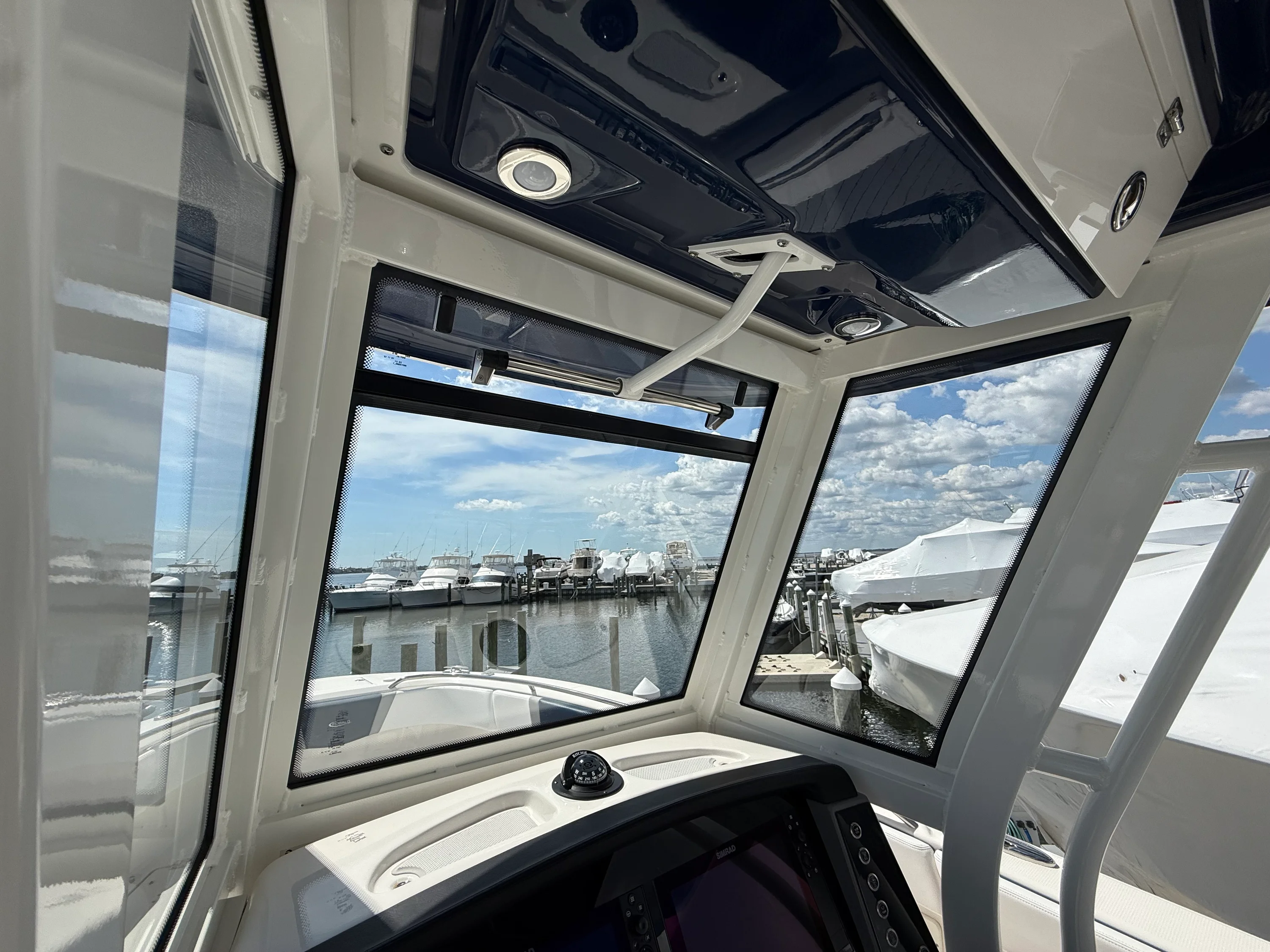 2021 Robalo R272 Image Thumbnail #26