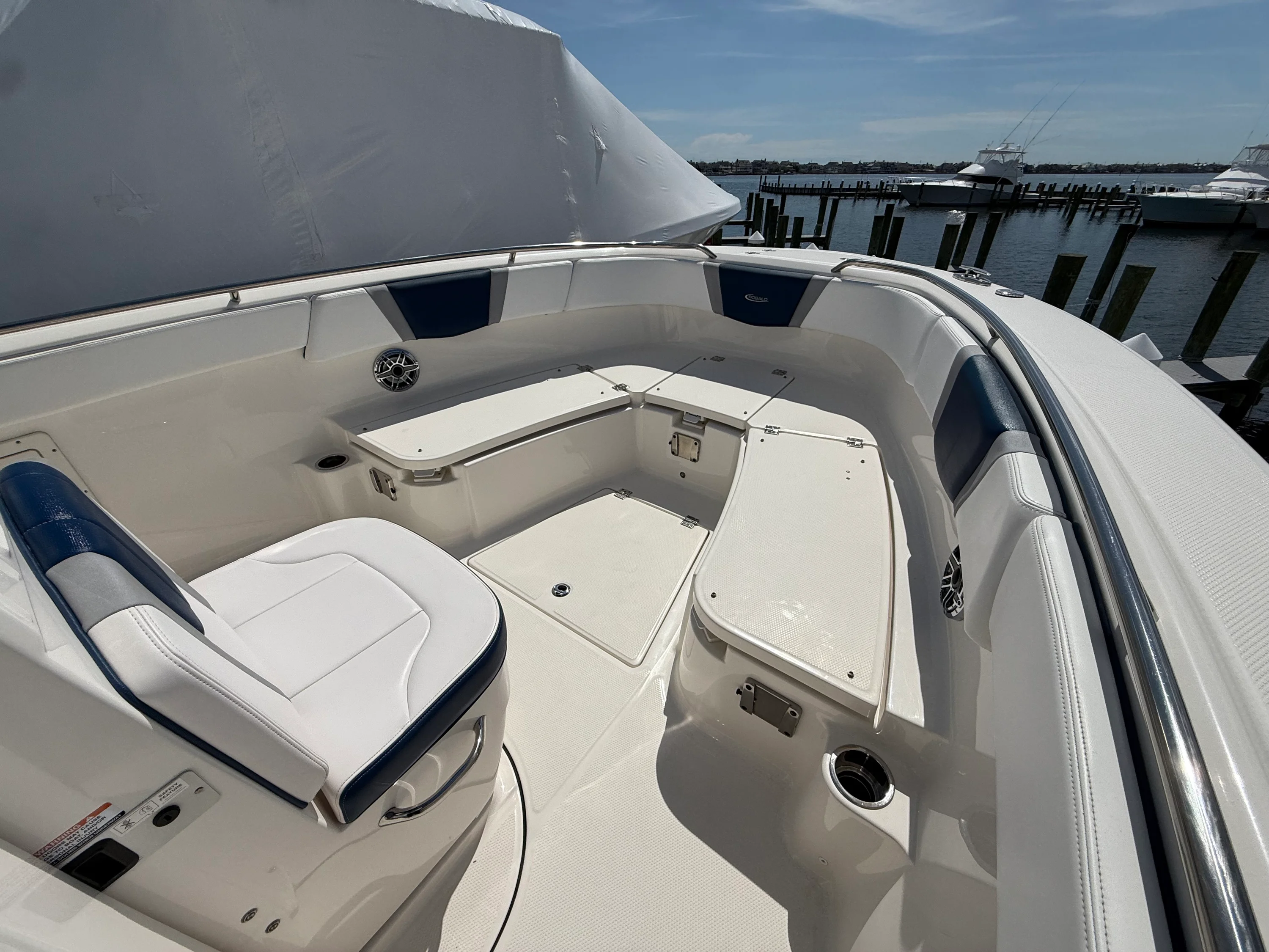 2021 Robalo R272 Image Thumbnail #31
