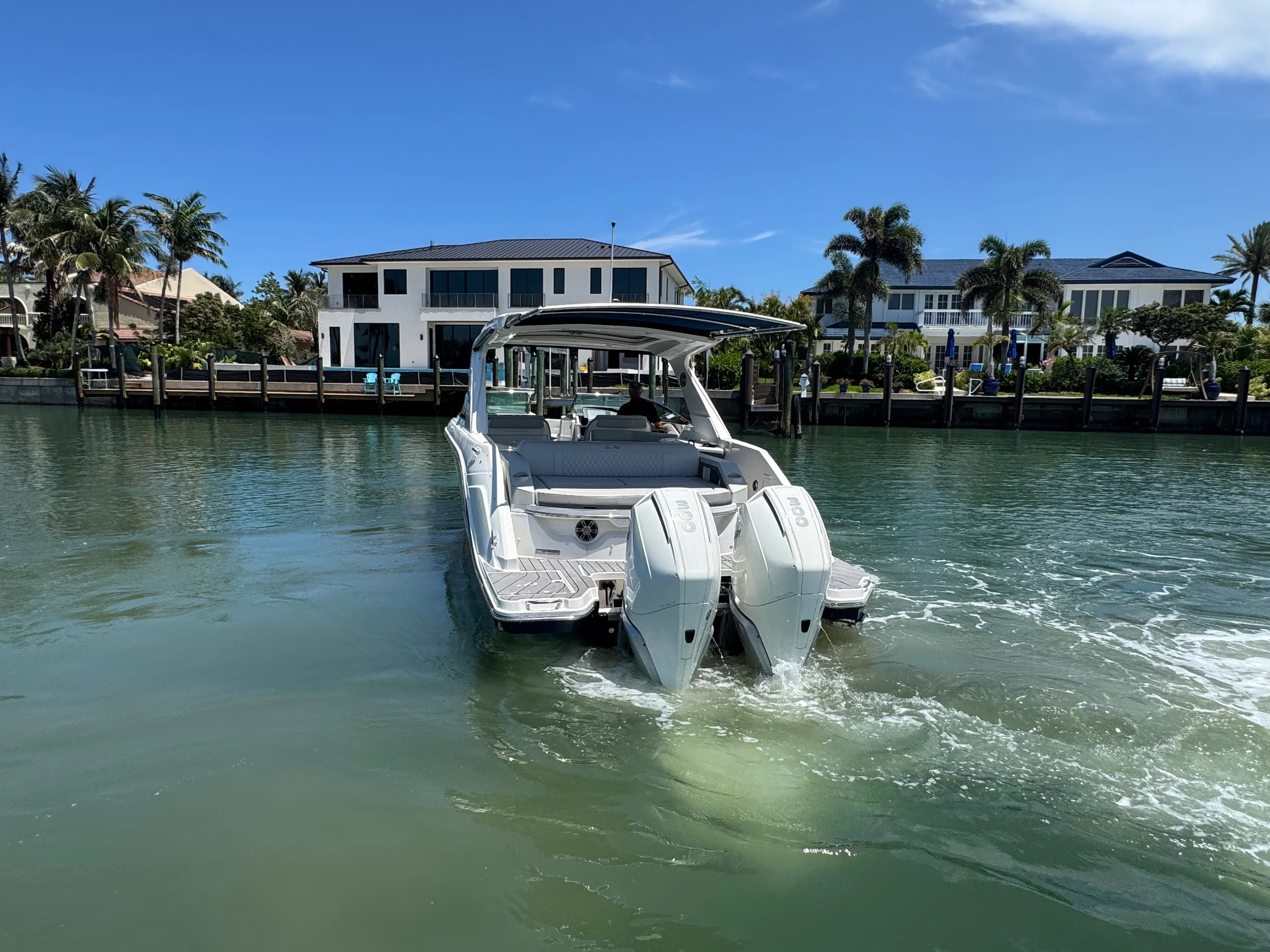 2022 Sea Ray 310 SLX OB Image Thumbnail #7