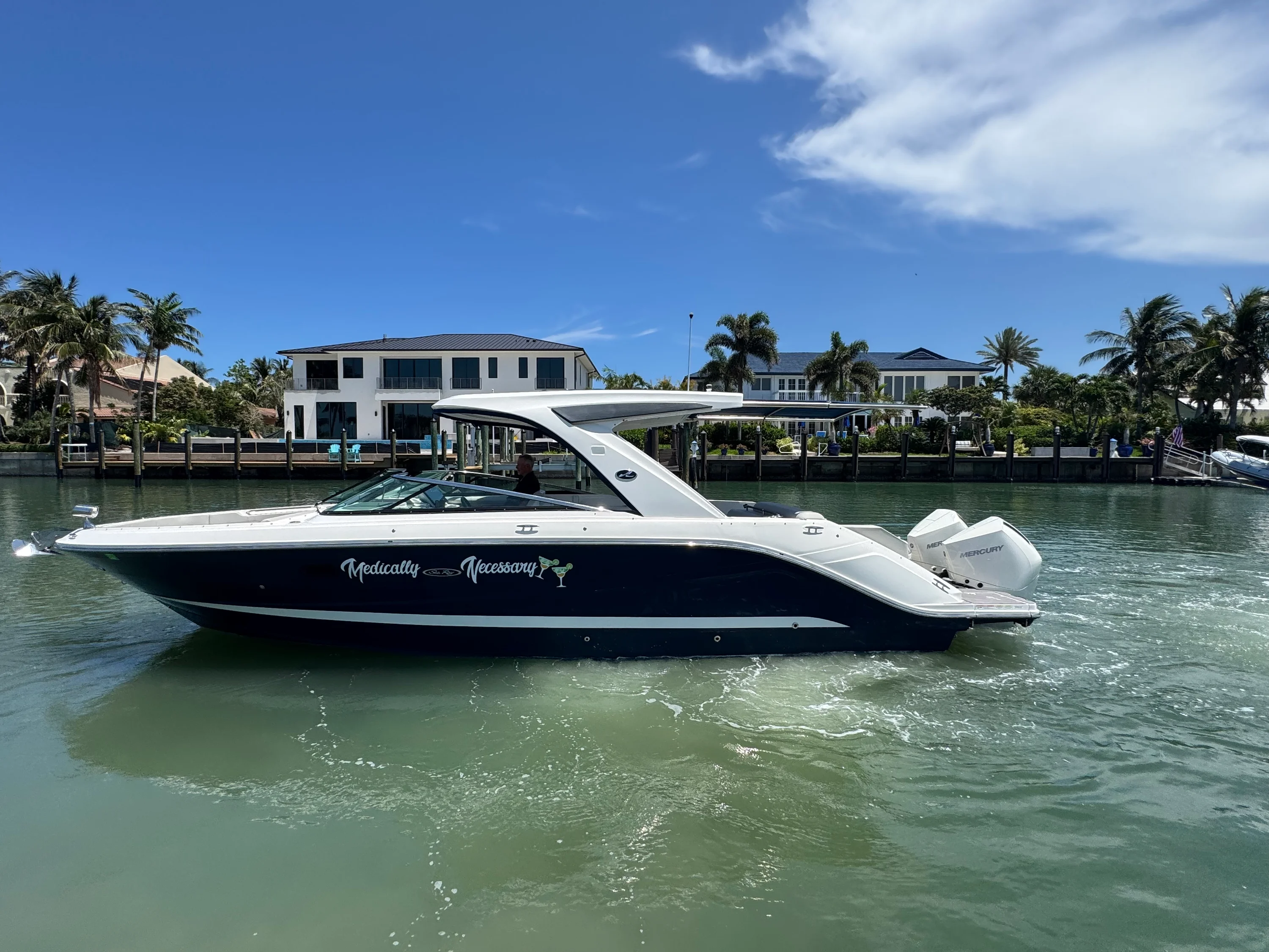 2022 Sea Ray 310 SLX OB Image Thumbnail #0