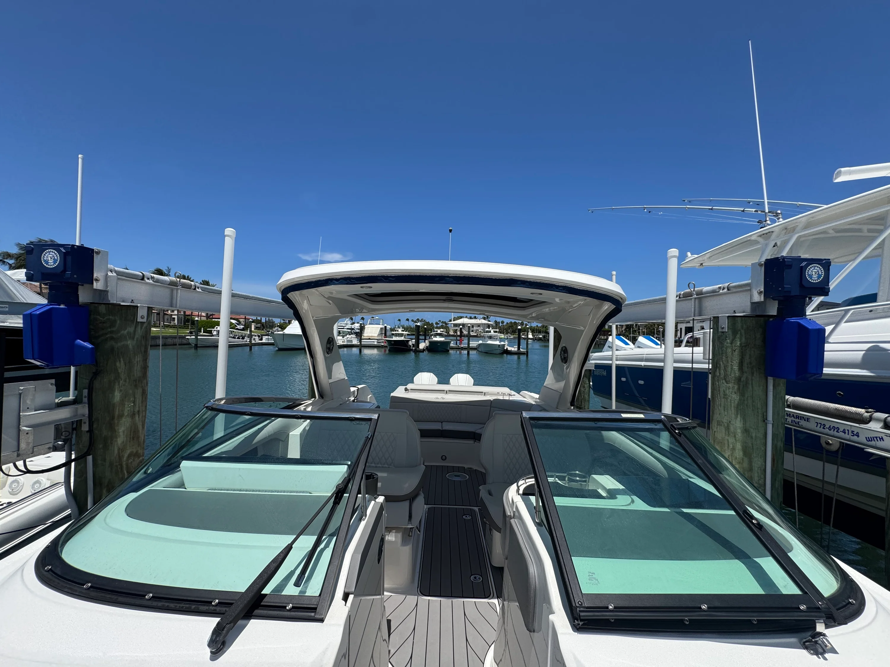 2022 Sea Ray 310 SLX OB Image Thumbnail #46