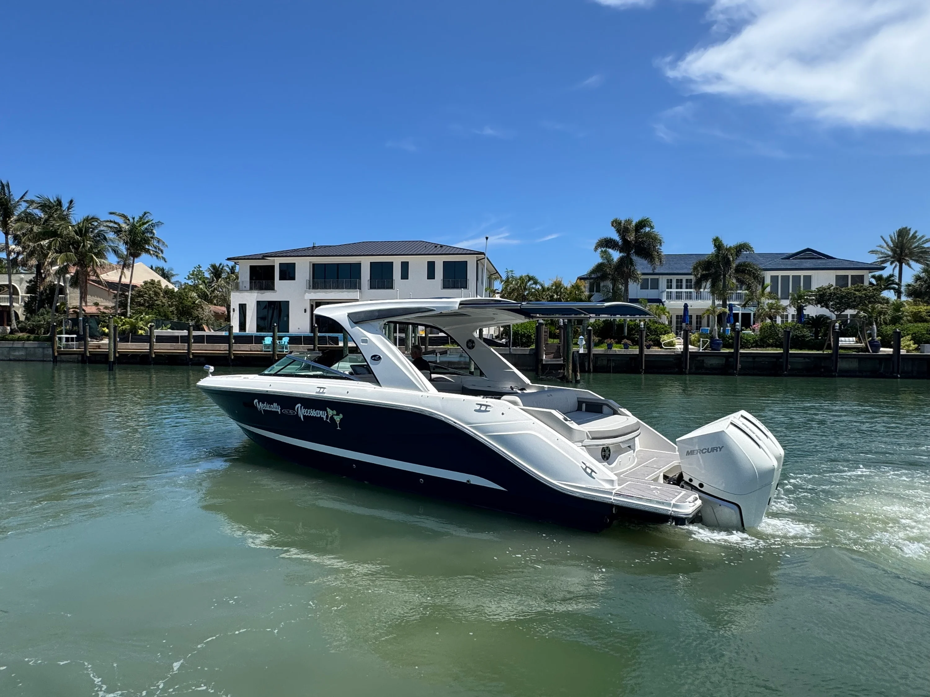 2022 Sea Ray 310 SLX OB Image Thumbnail #4