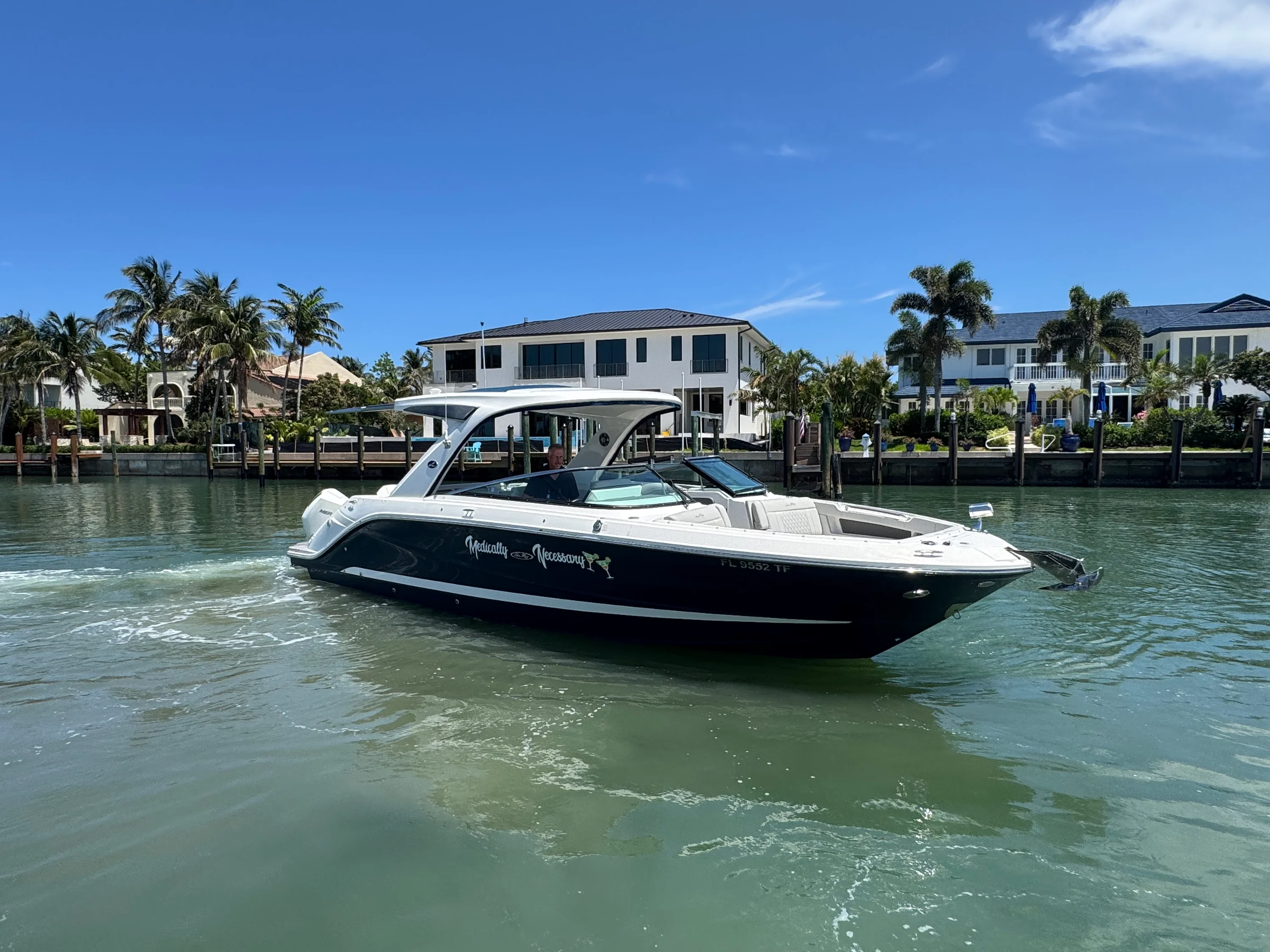 2022 Sea Ray 310 SLX OB Image Thumbnail #10