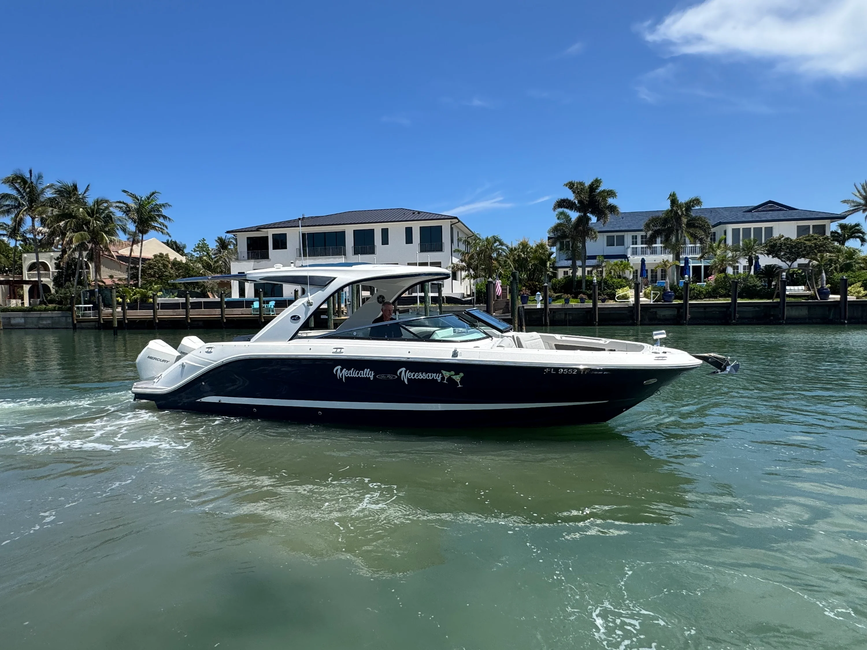 2022 Sea Ray 310 SLX OB Image Thumbnail #15