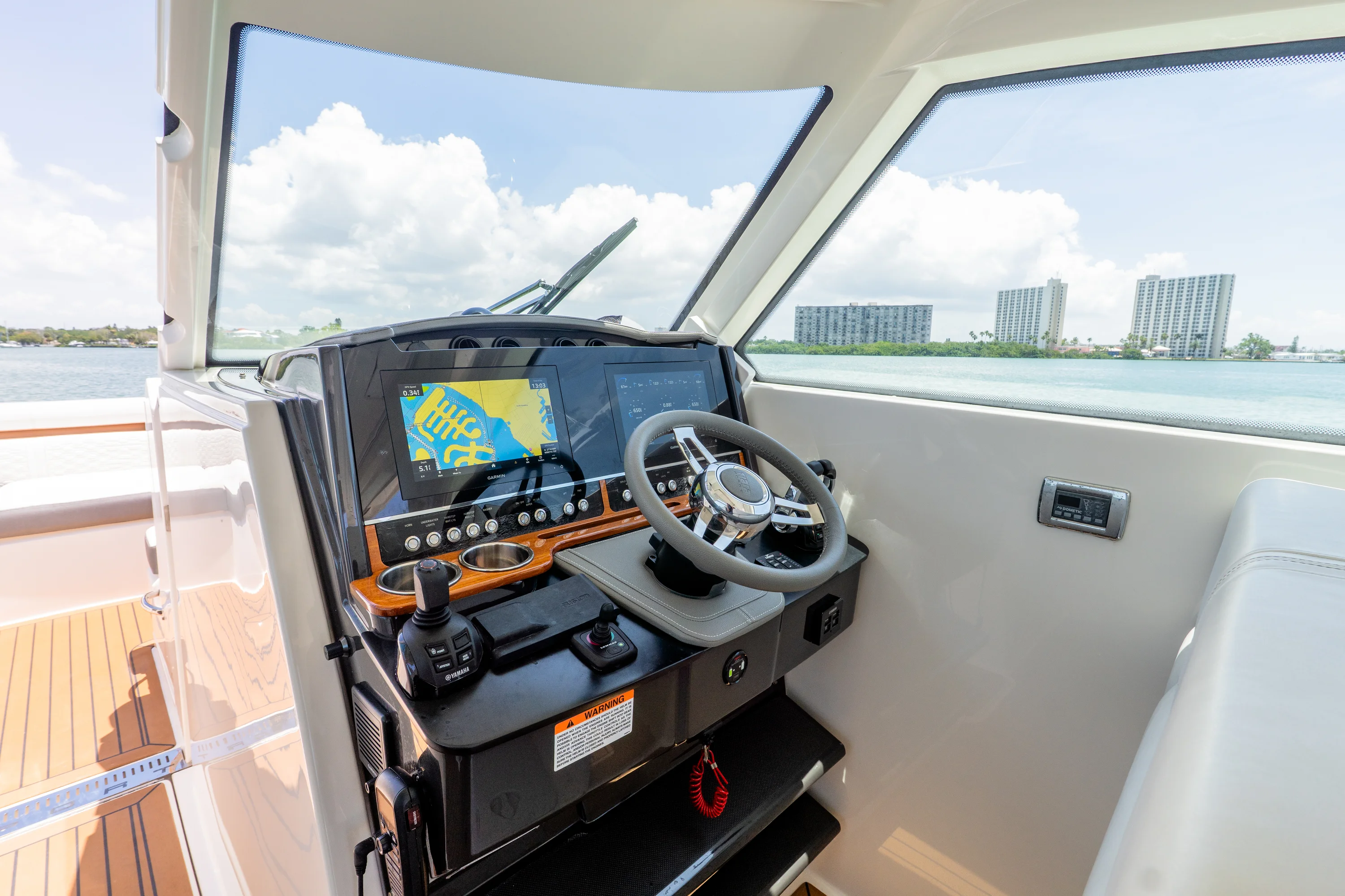 2020 Tiara Yachts 34LX Image Thumbnail #47