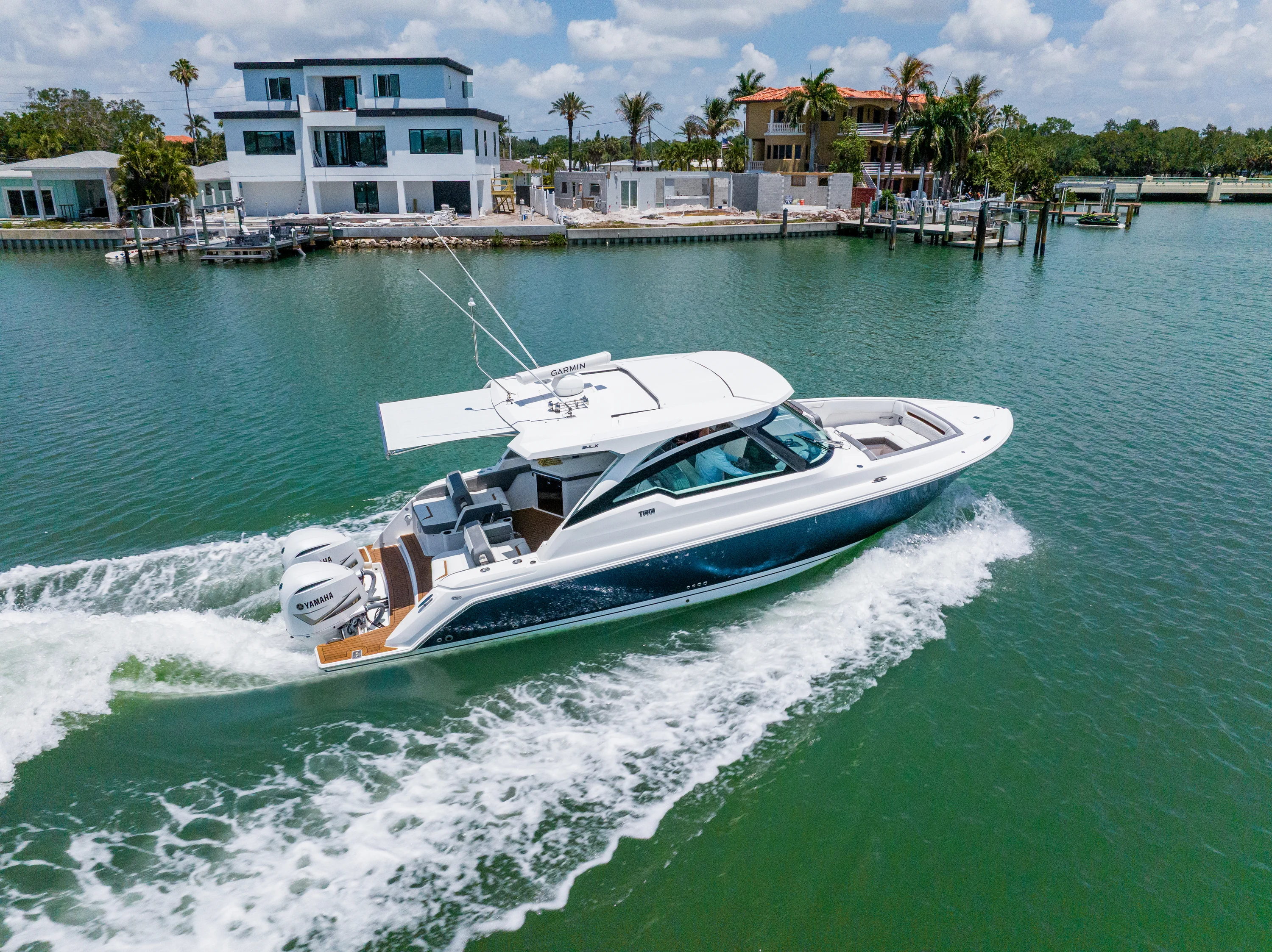 2020 Tiara Yachts 34LX Image Thumbnail #0