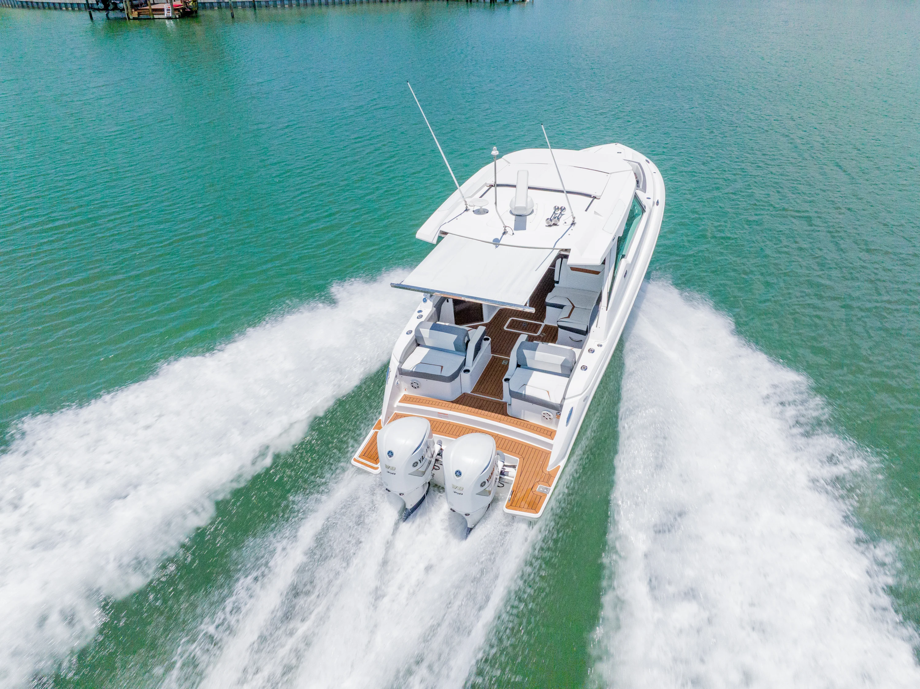 2020 Tiara Yachts 34LX Image Thumbnail #6