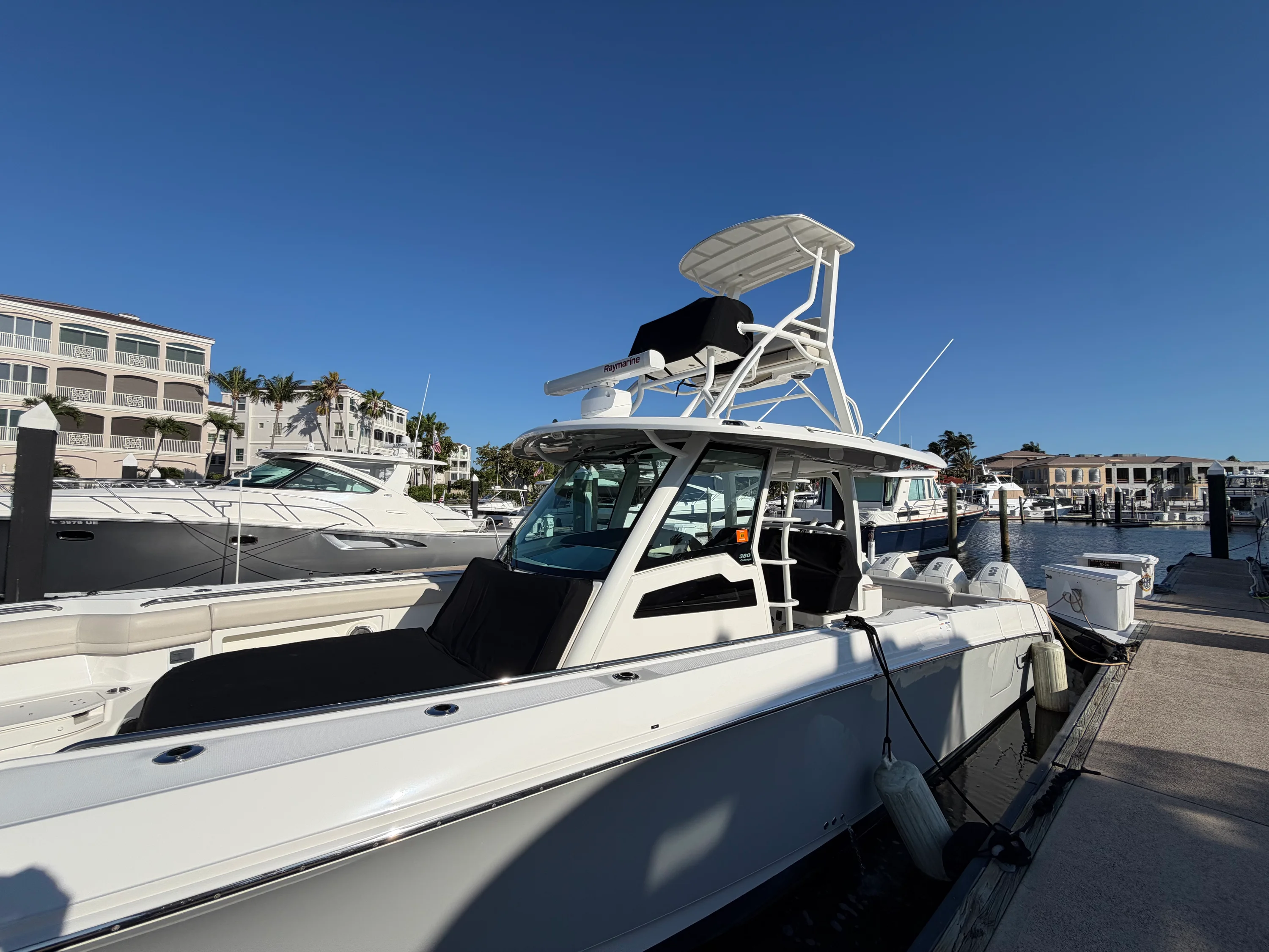 2021 Boston Whaler 380 OUTRAGE Image Thumbnail #6