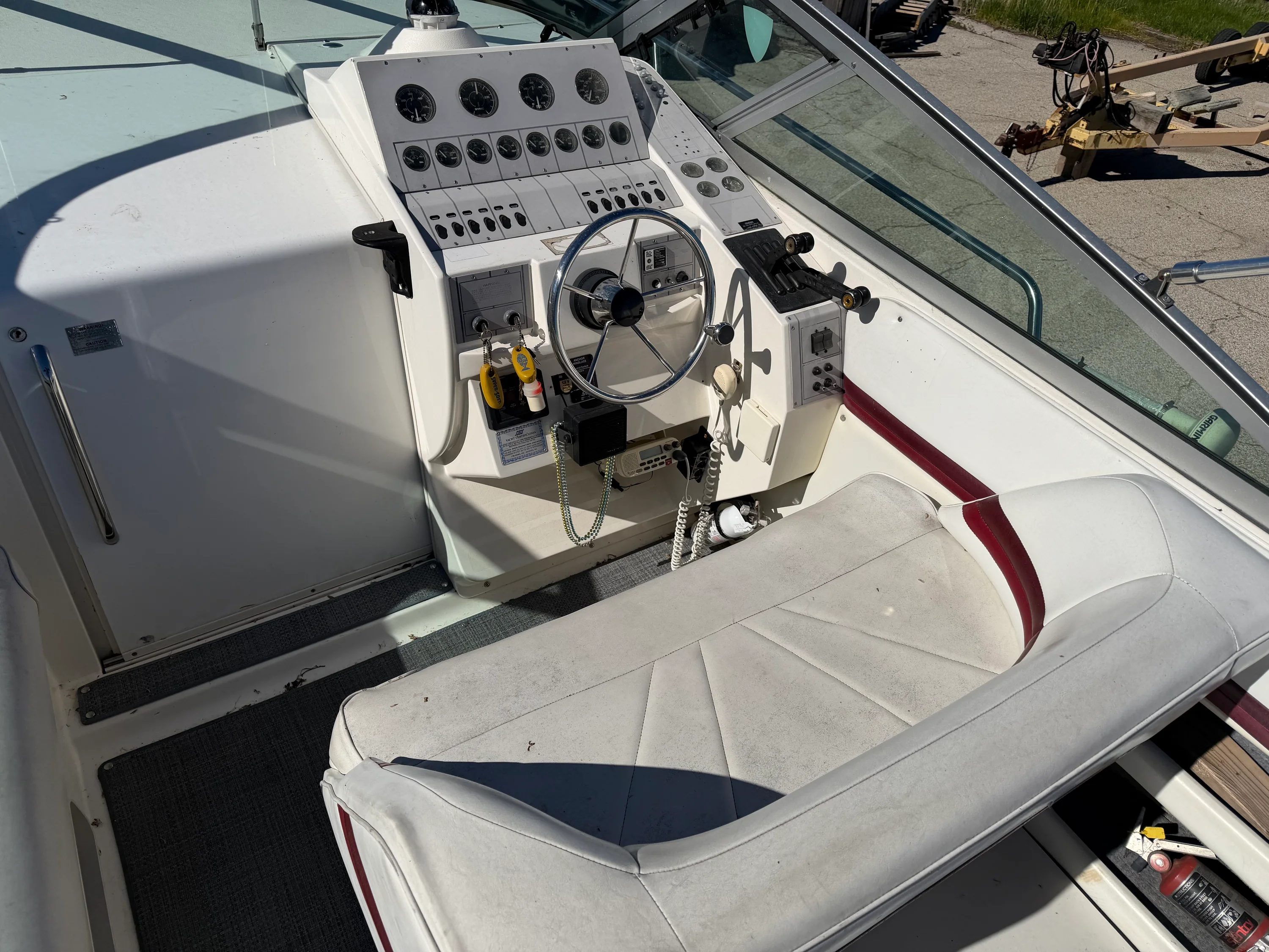 1994 Cruisers Yachts ROGUE 2870 Image Thumbnail #10
