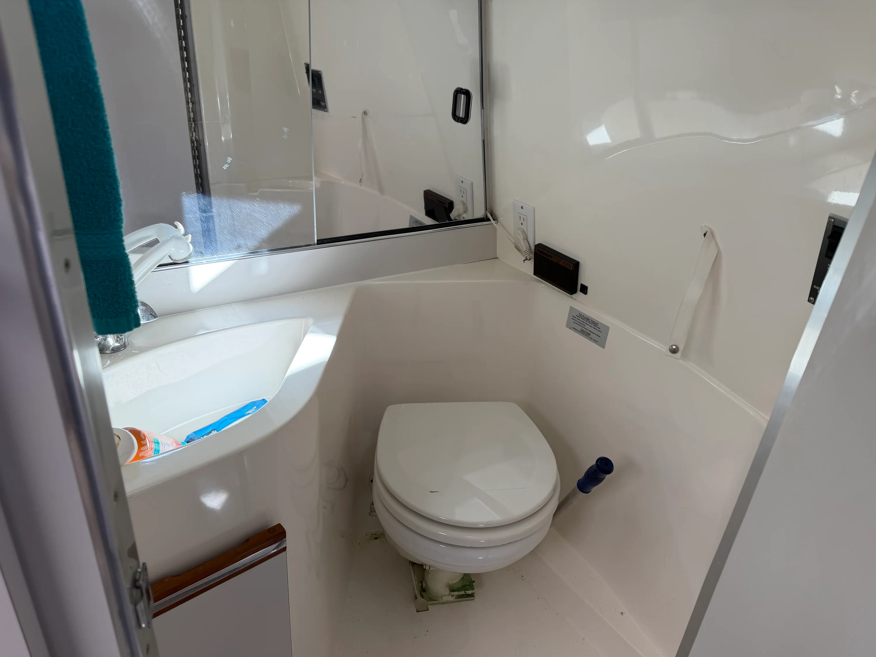 1994 Cruisers Yachts ROGUE 2870 Image Thumbnail #14