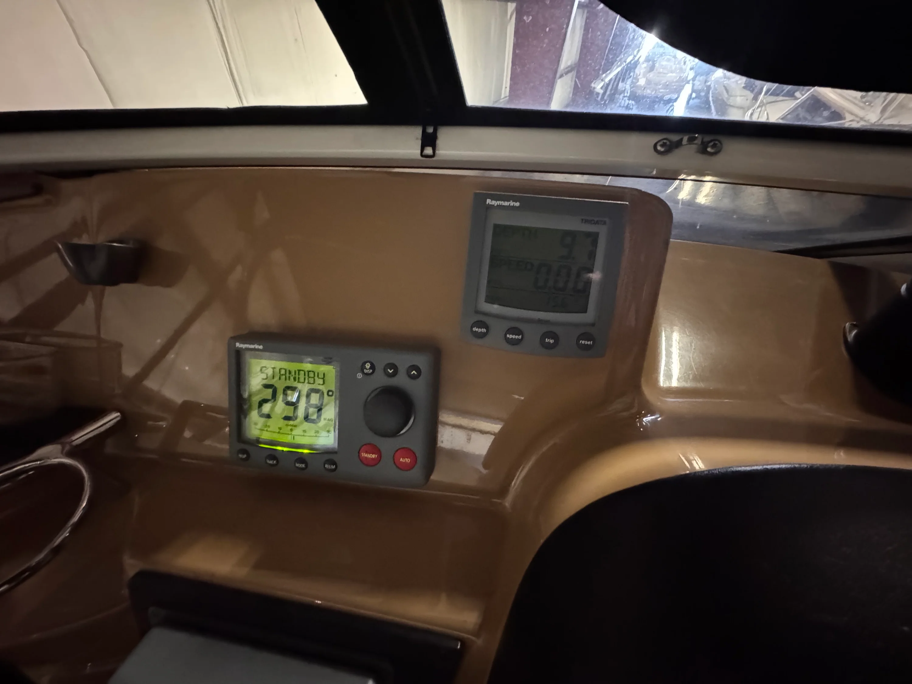 2004 Carver Yachts 396 MY Image Thumbnail #20