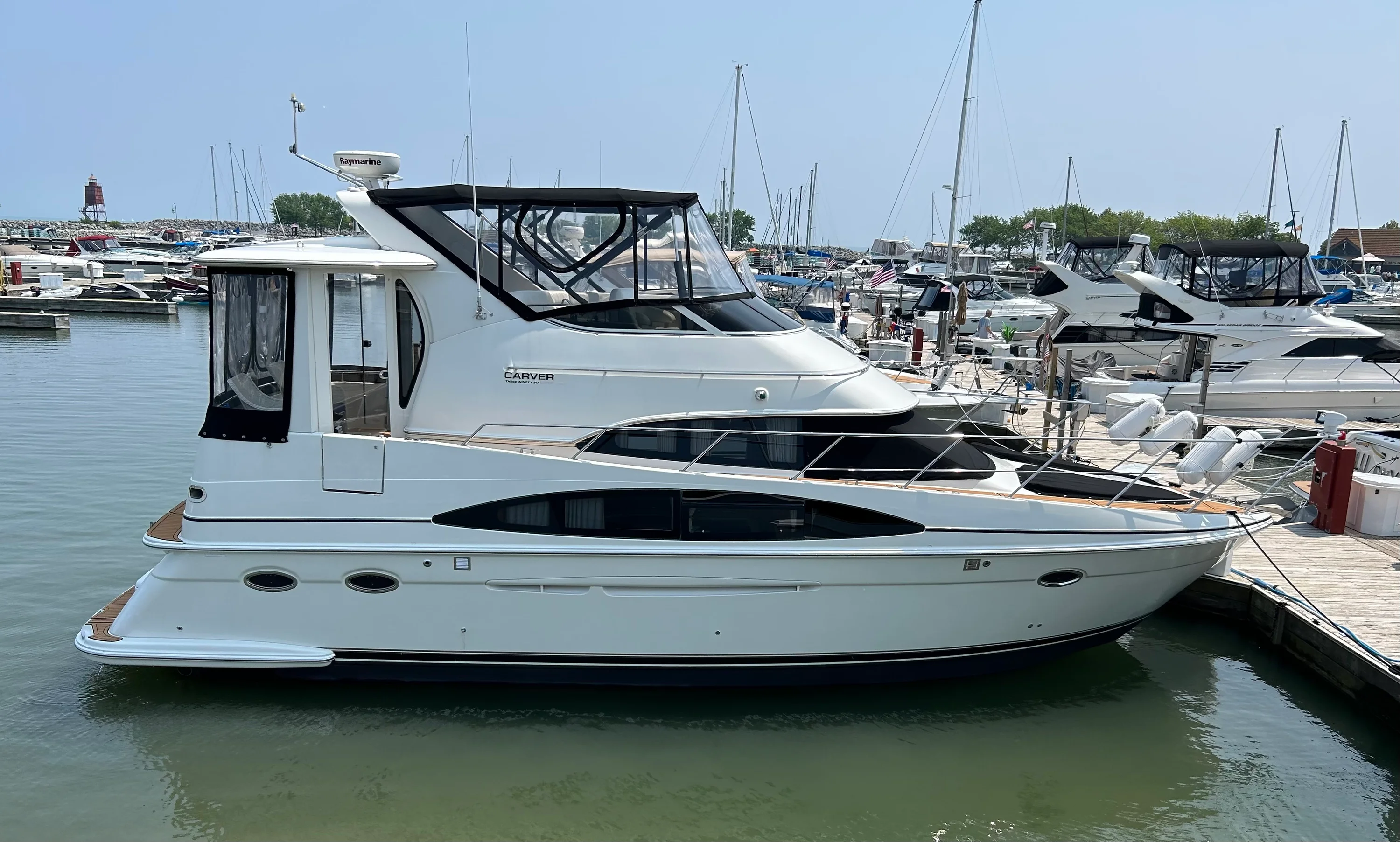 2004 Carver Yachts 396 MY Image Thumbnail #0