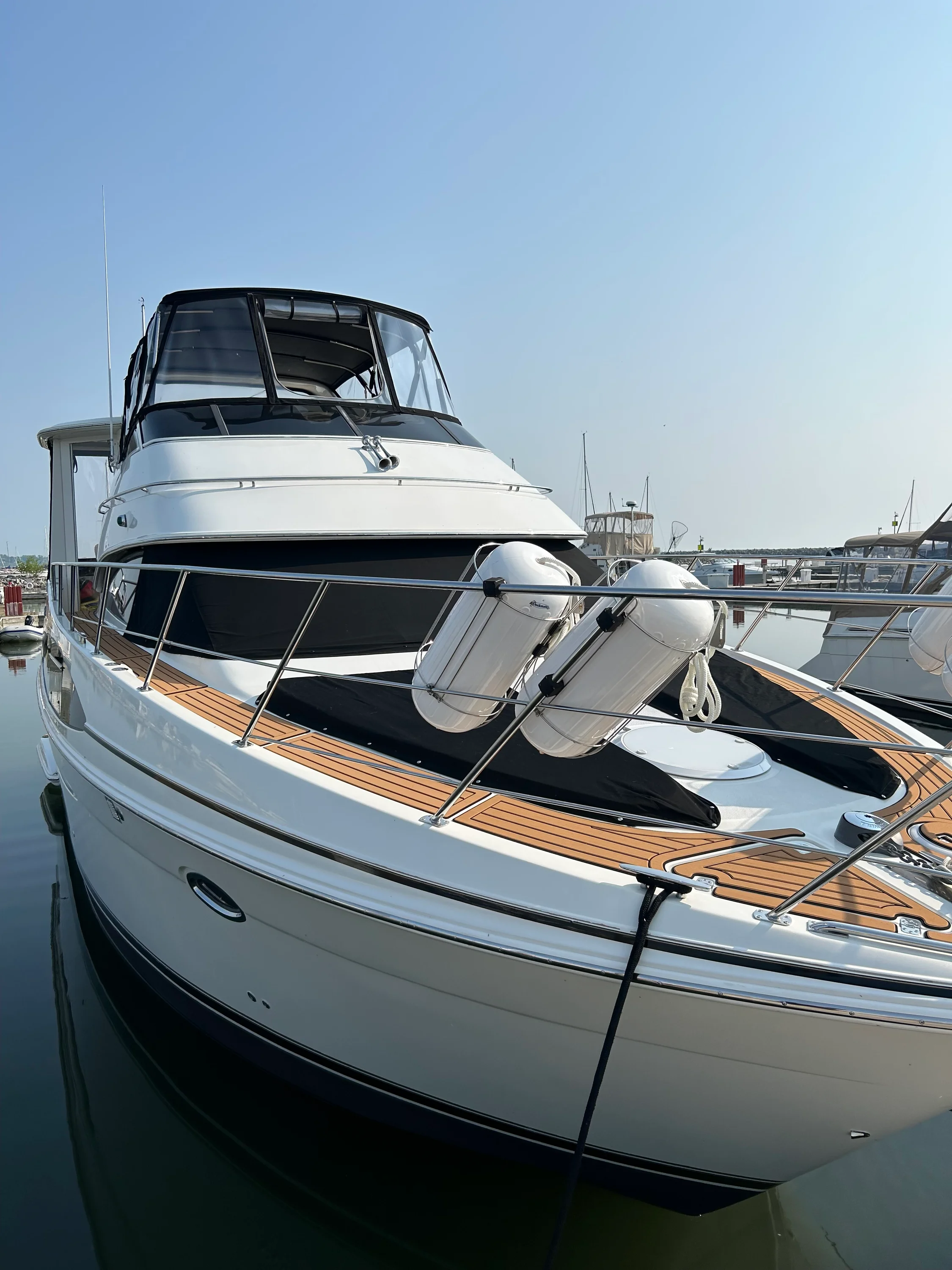 2004 Carver Yachts 396 MY Image Thumbnail #3