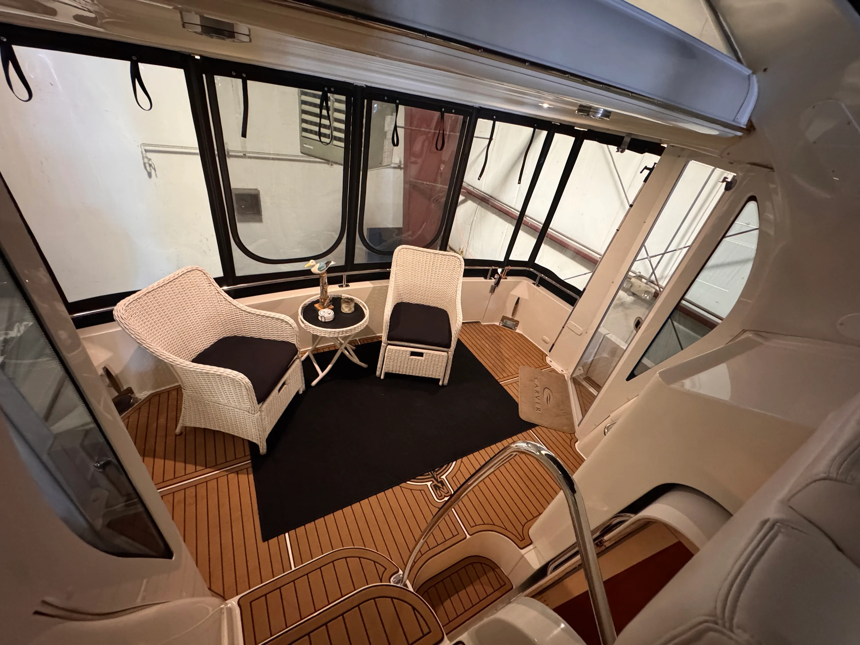 2004 Carver Yachts 396 MY Image Thumbnail #11