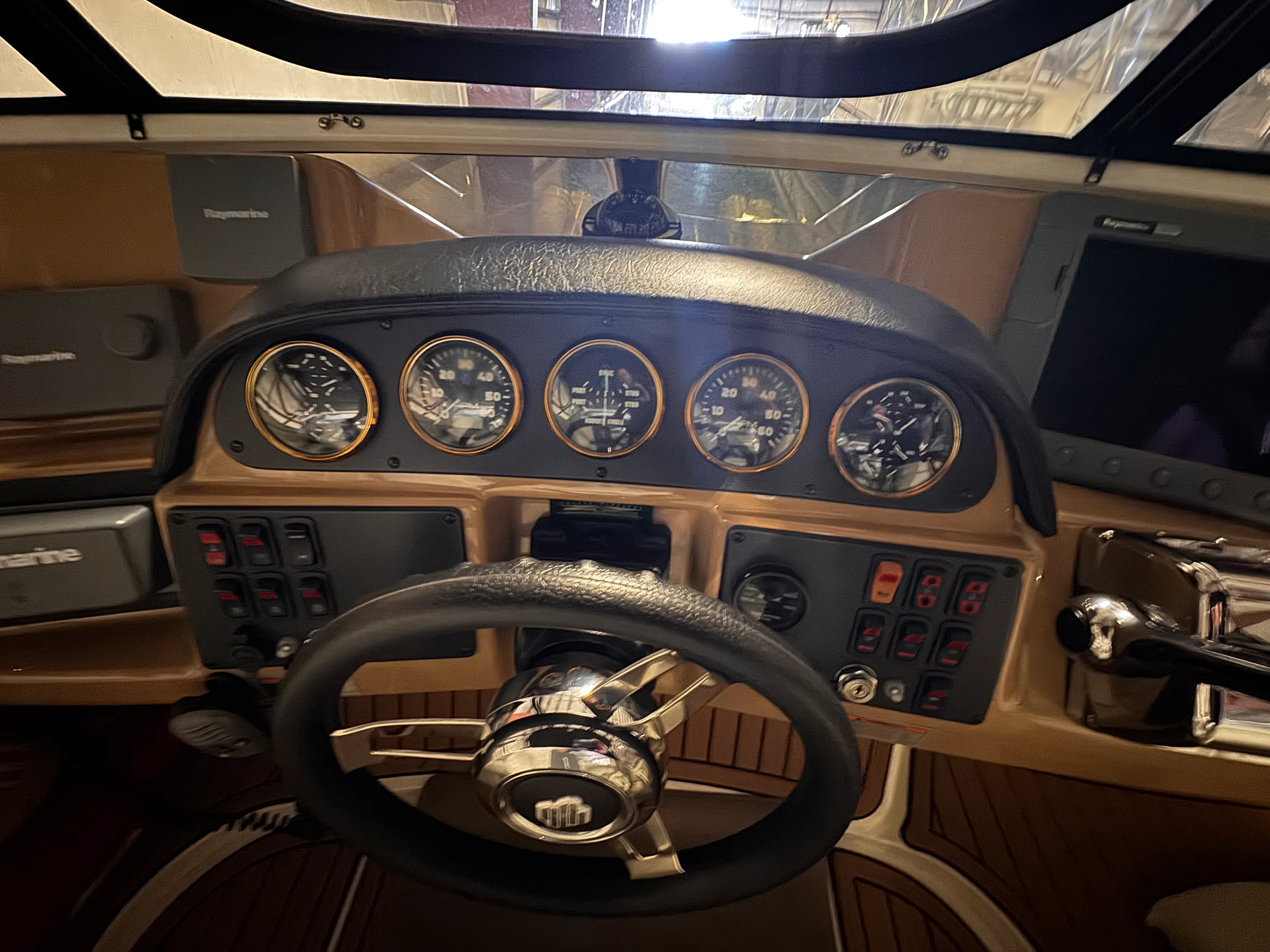 2004 Carver Yachts 396 MY Image Thumbnail #19