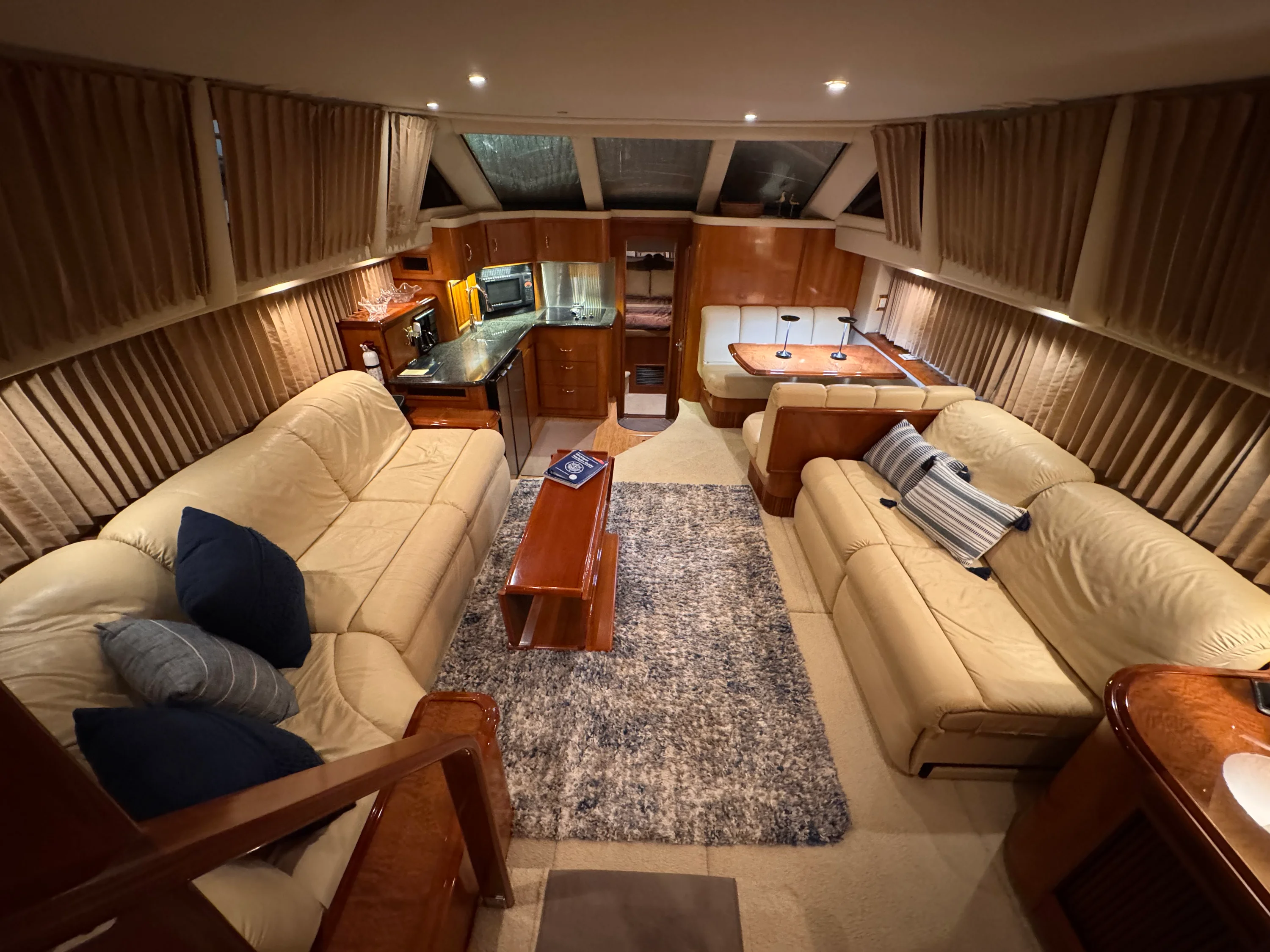 2004 Carver Yachts 396 MY Image Thumbnail #26