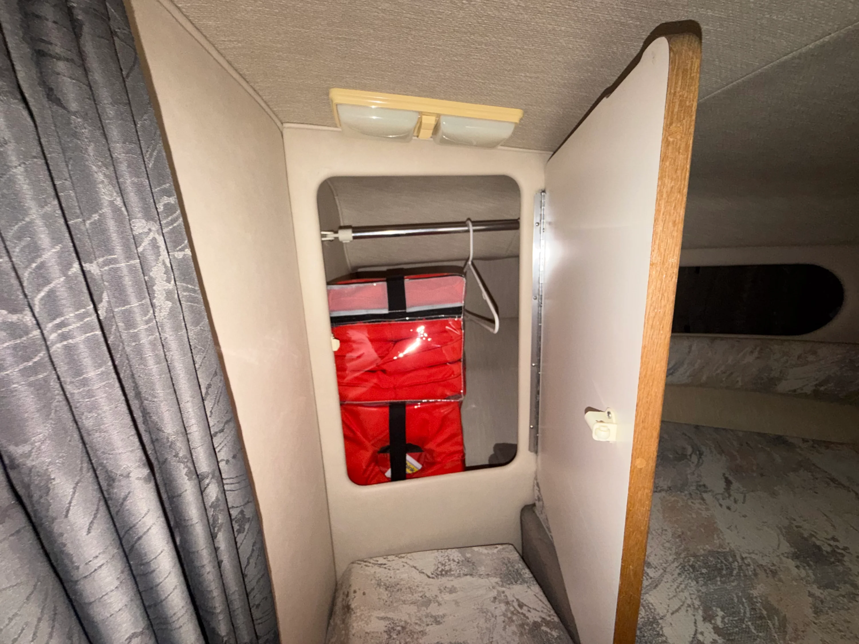 1996 Sea Ray 290 SUNDANCER Image Thumbnail #20