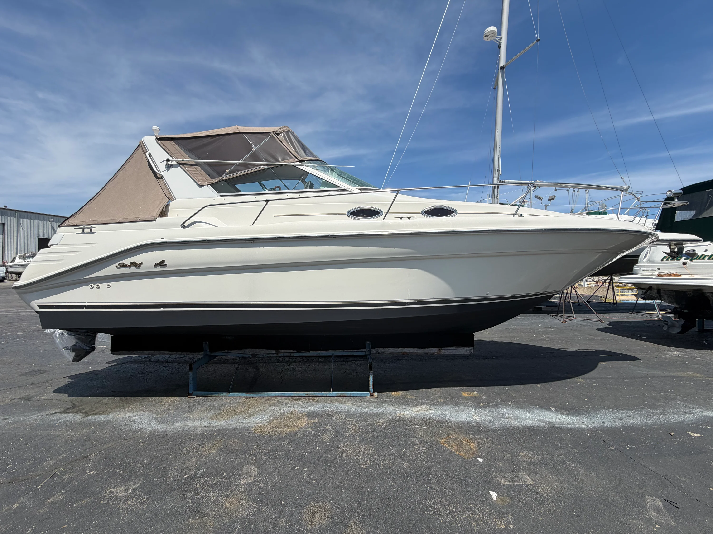 1996 Sea Ray 290 SUNDANCER Image Thumbnail #2