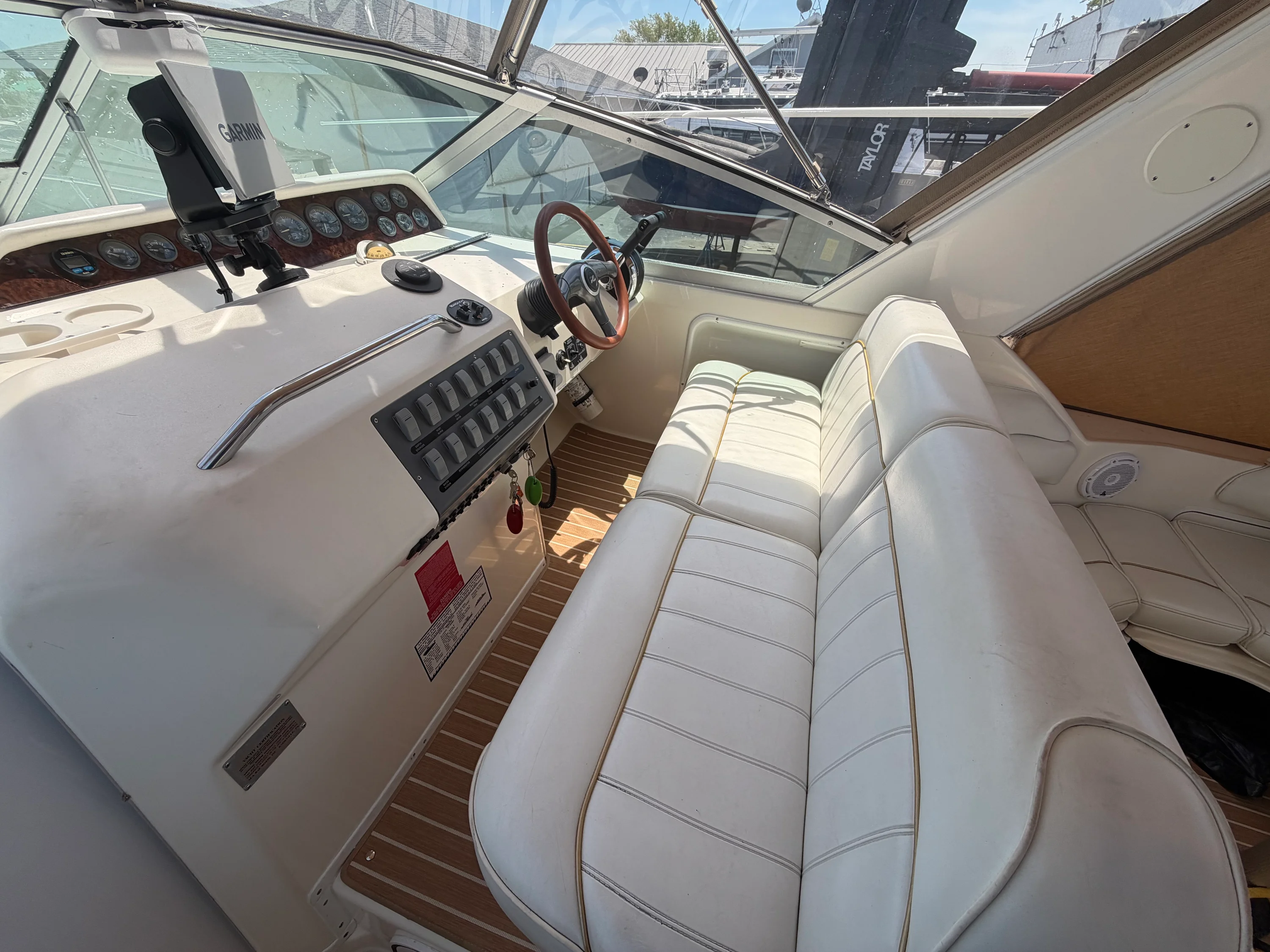 1996 Sea Ray 290 SUNDANCER Image Thumbnail #6
