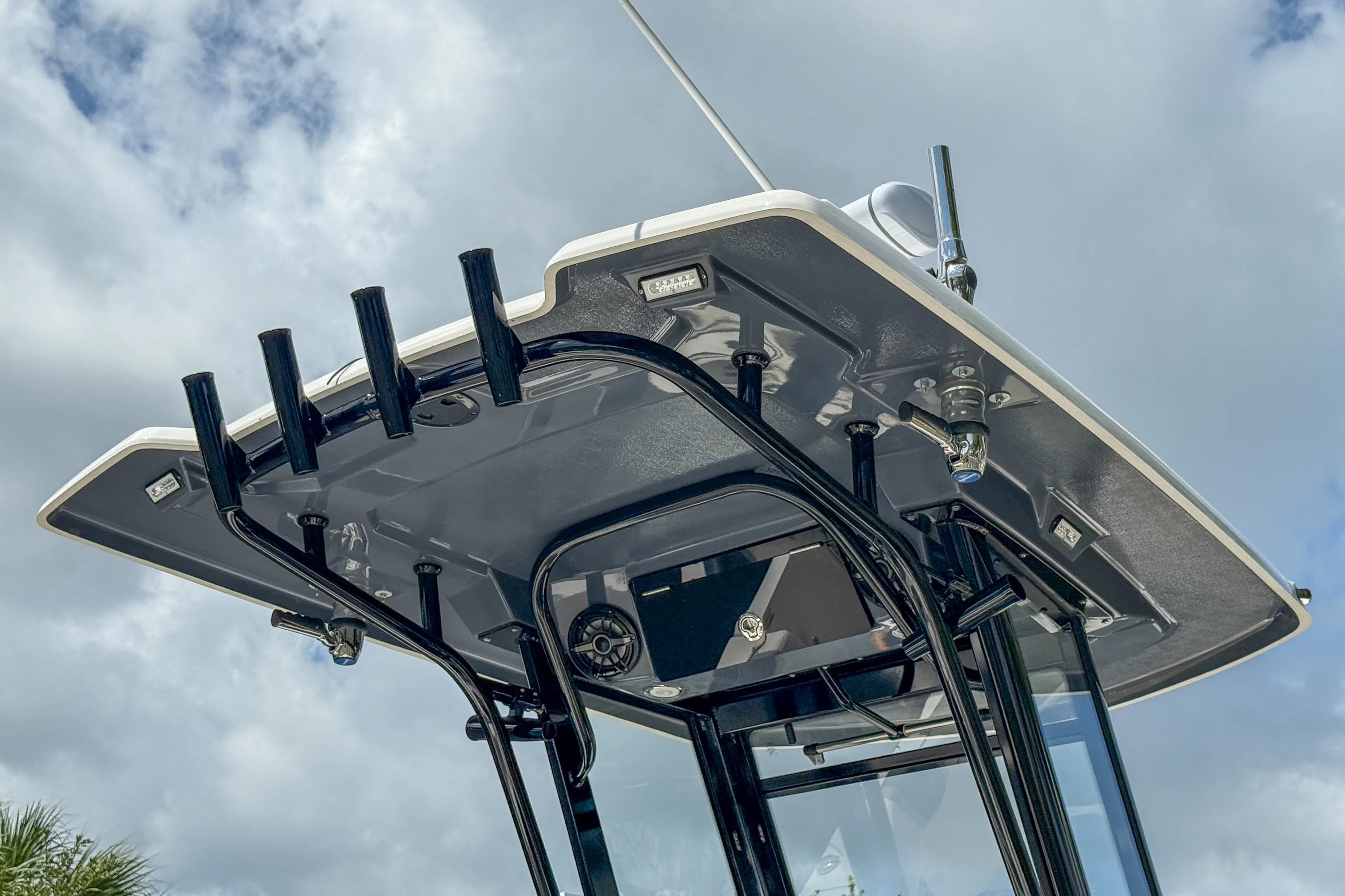 2023 Robalo R250 Image Thumbnail #13