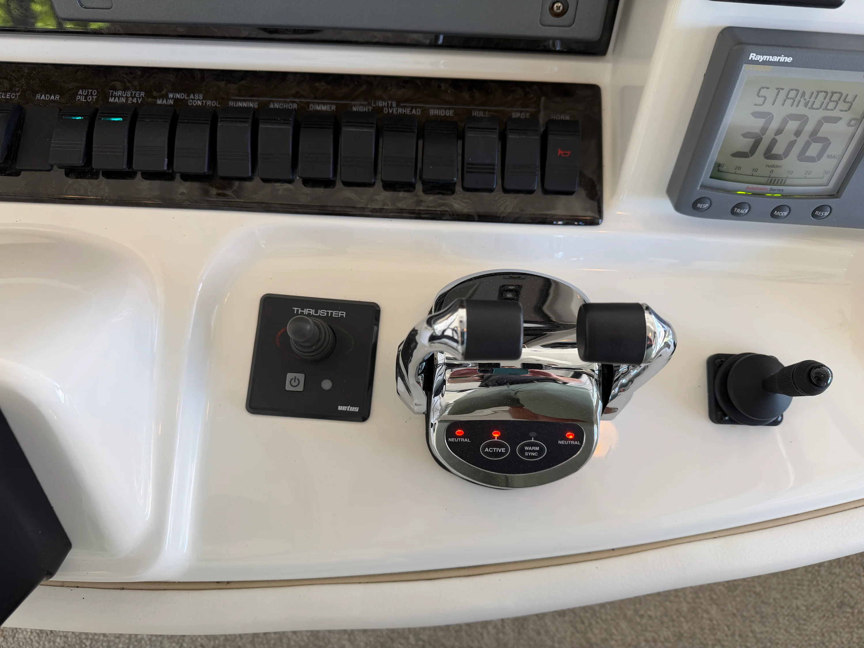 2009 Sea Ray 52 SEDAN BRIDGE Image Thumbnail #23