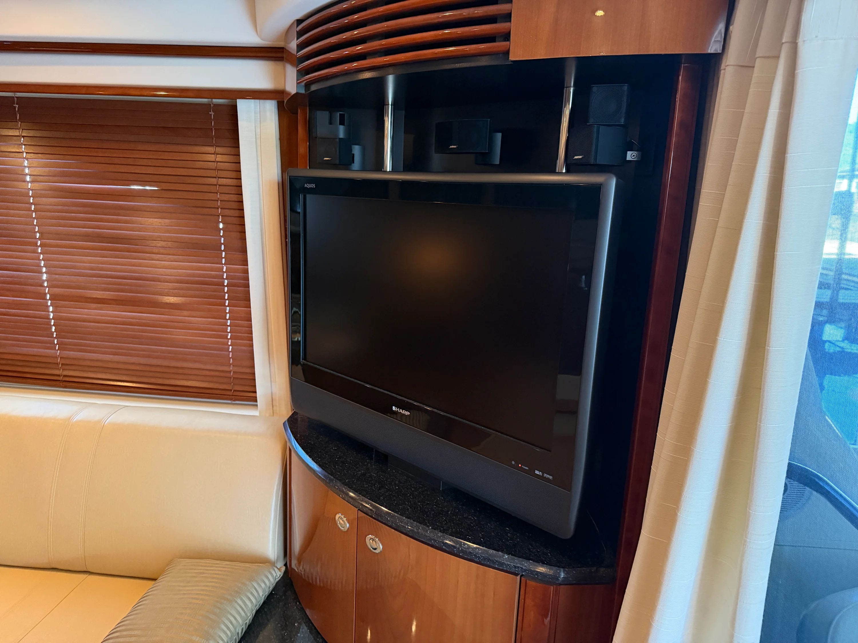 2009 Sea Ray 52 SEDAN BRIDGE Image Thumbnail #36