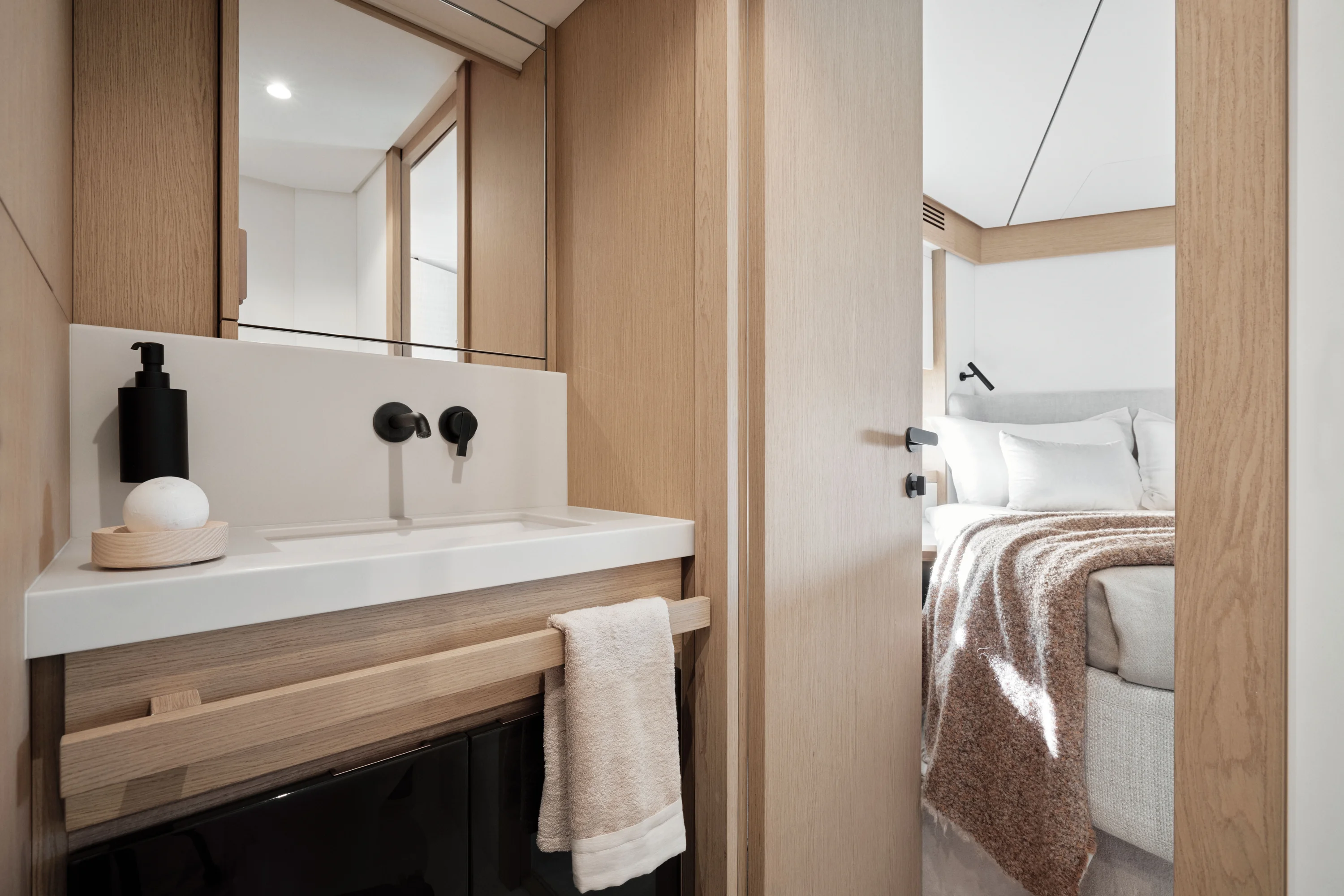 2026 Azimut 62 FLY Image Thumbnail #54