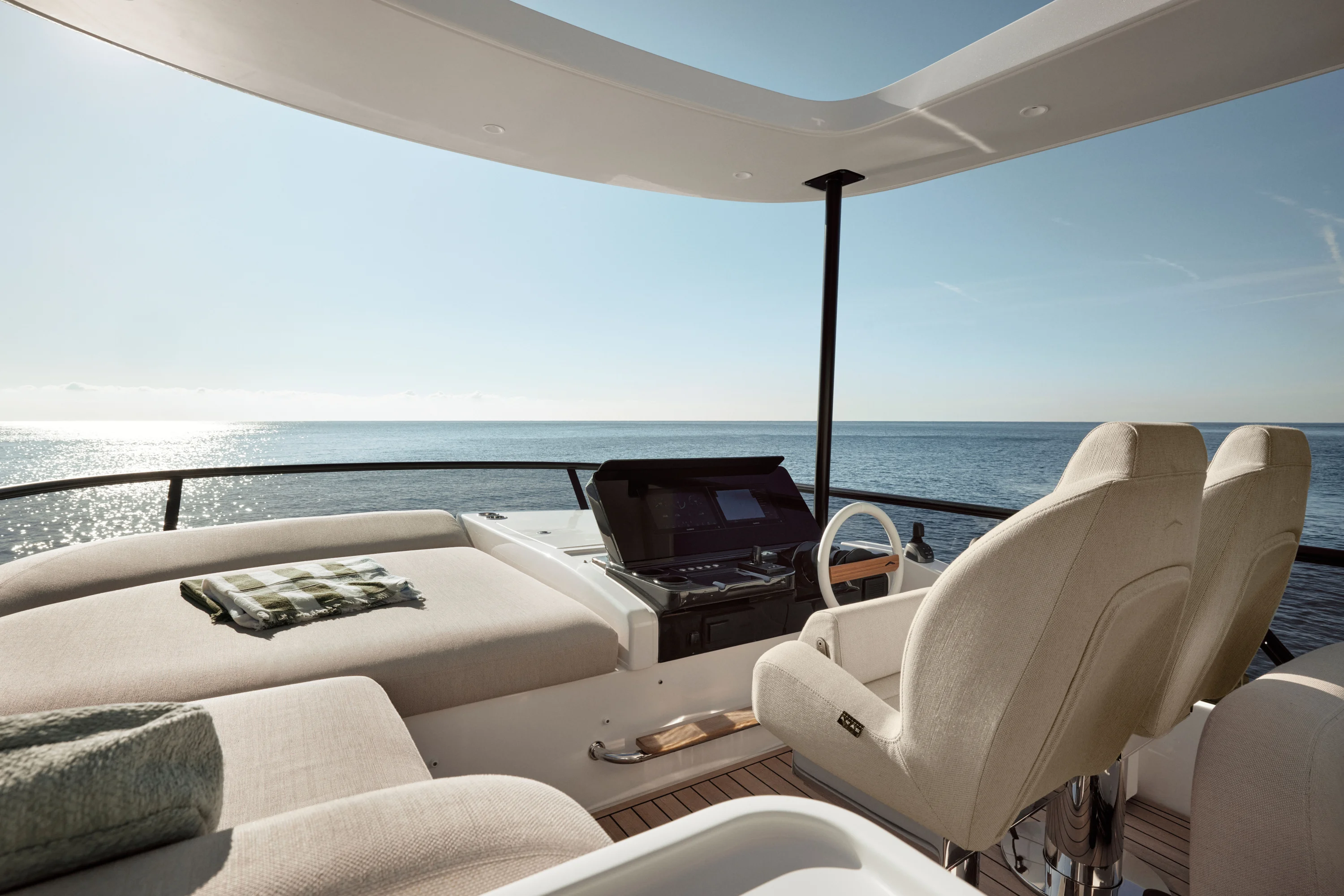 2026 Azimut 62 FLY Image Thumbnail #31