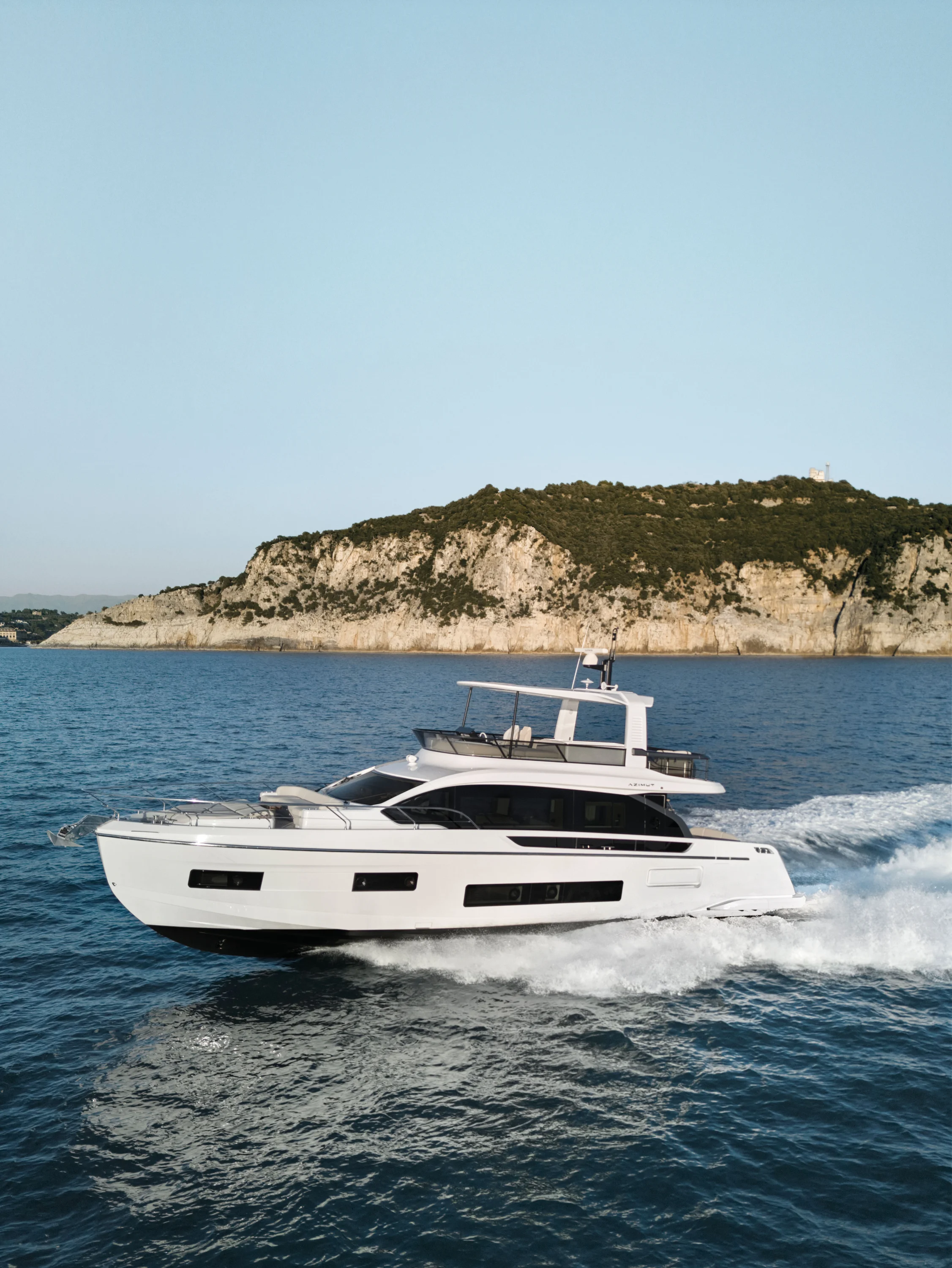 2026 Azimut 62 FLY Image Thumbnail #8