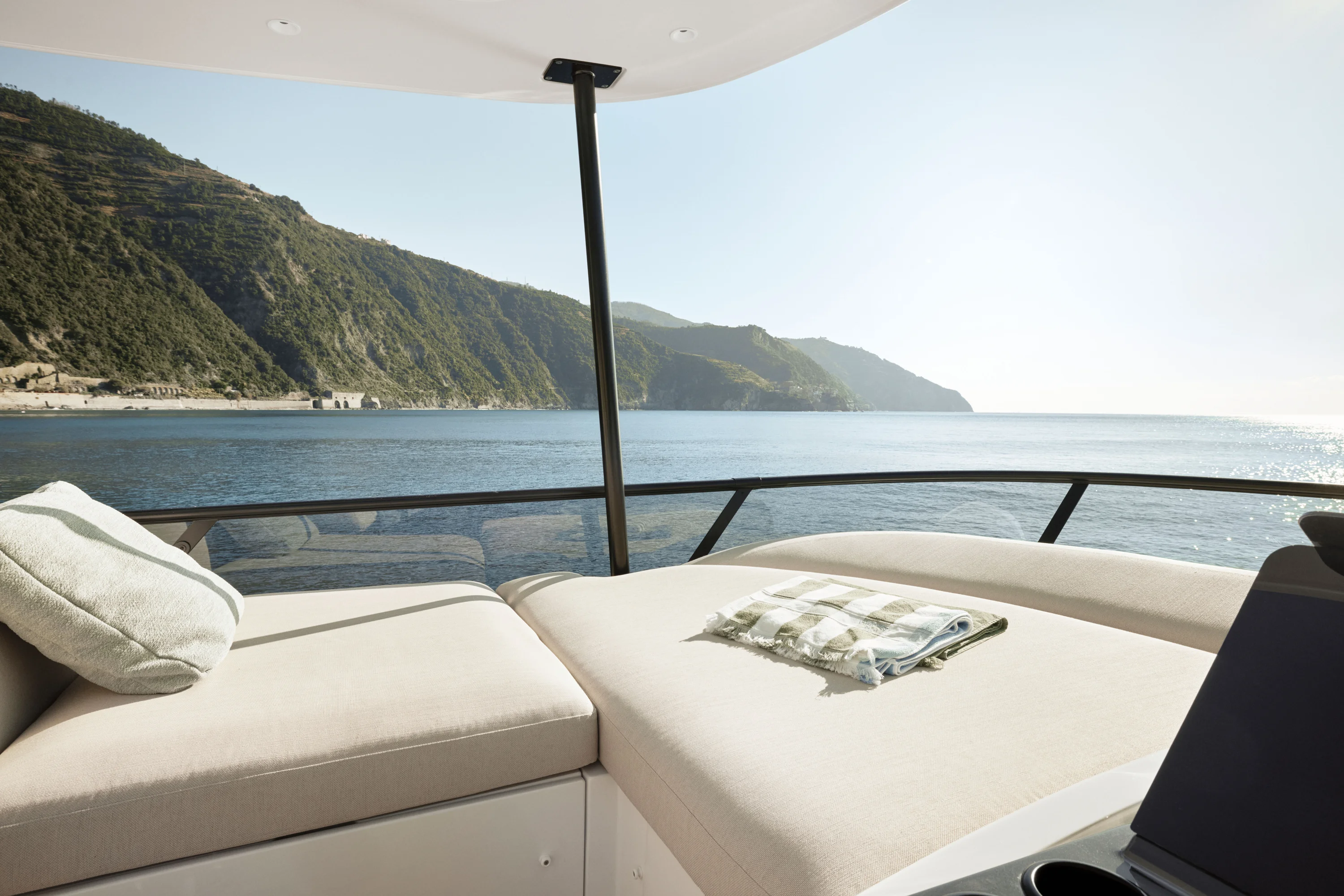2026 Azimut 62 FLY Image Thumbnail #32