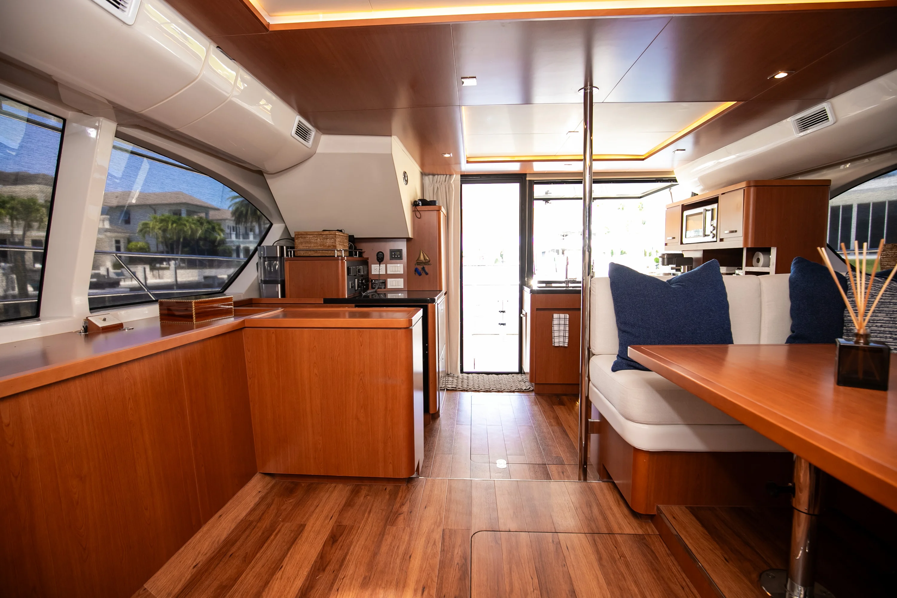 2017 Aquila 44 Image Thumbnail #94