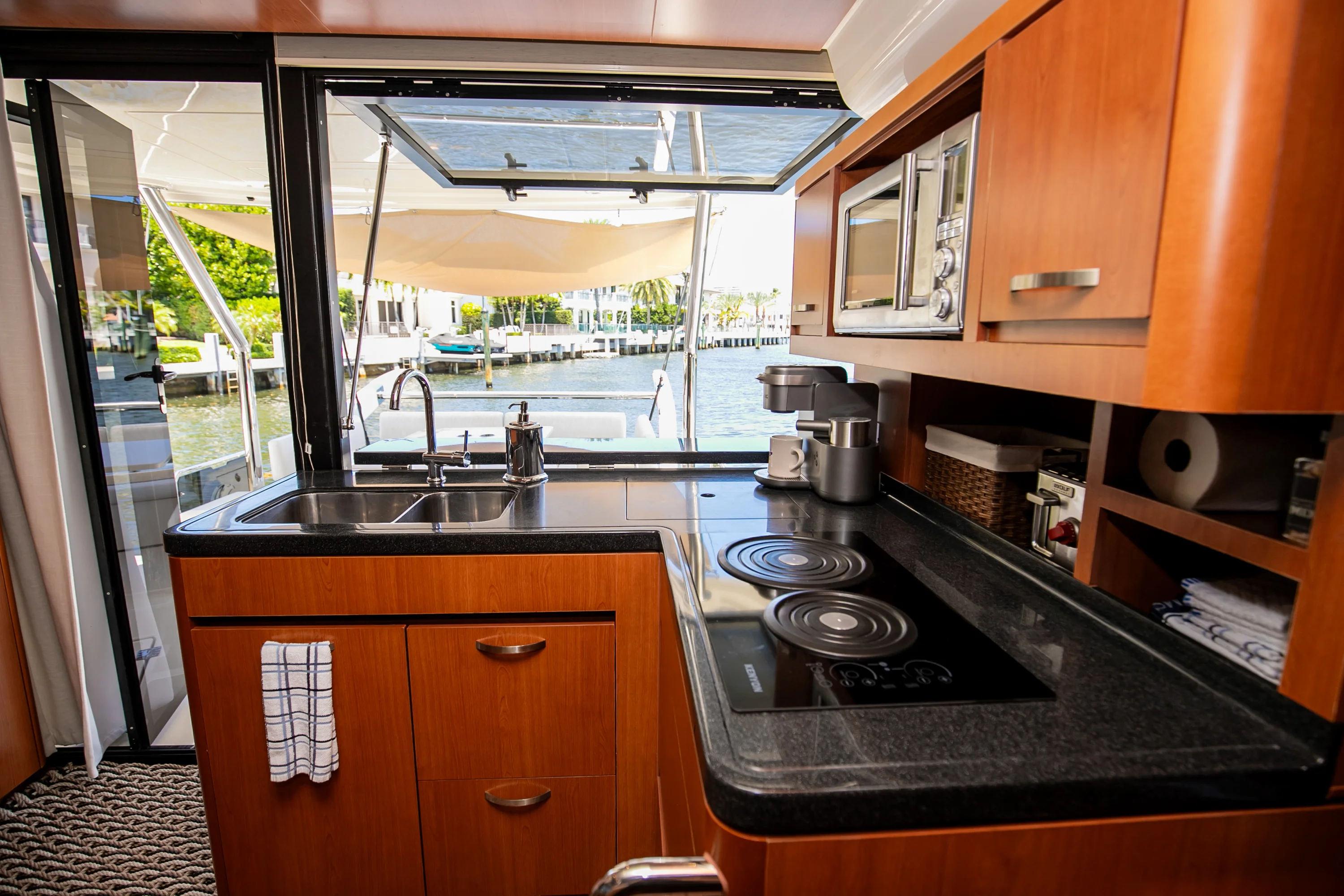 2017 Aquila 44 Image Thumbnail #81