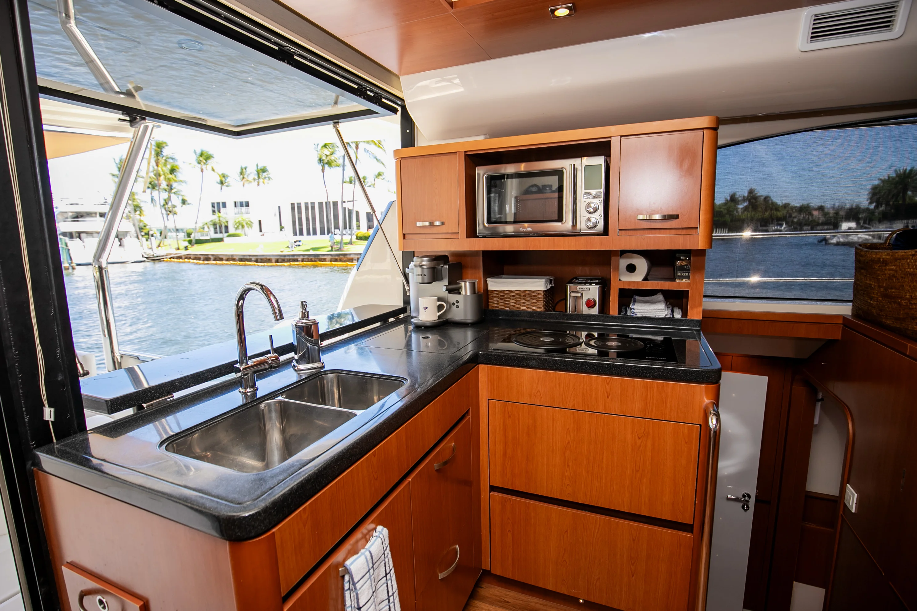 2017 Aquila 44 Image Thumbnail #80