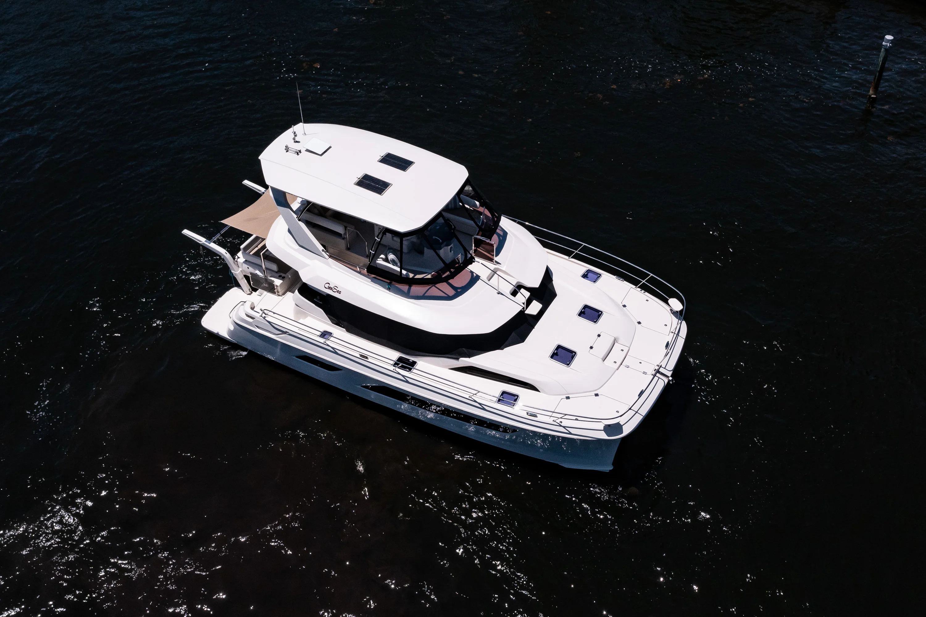 2017 Aquila 44 Image Thumbnail #12